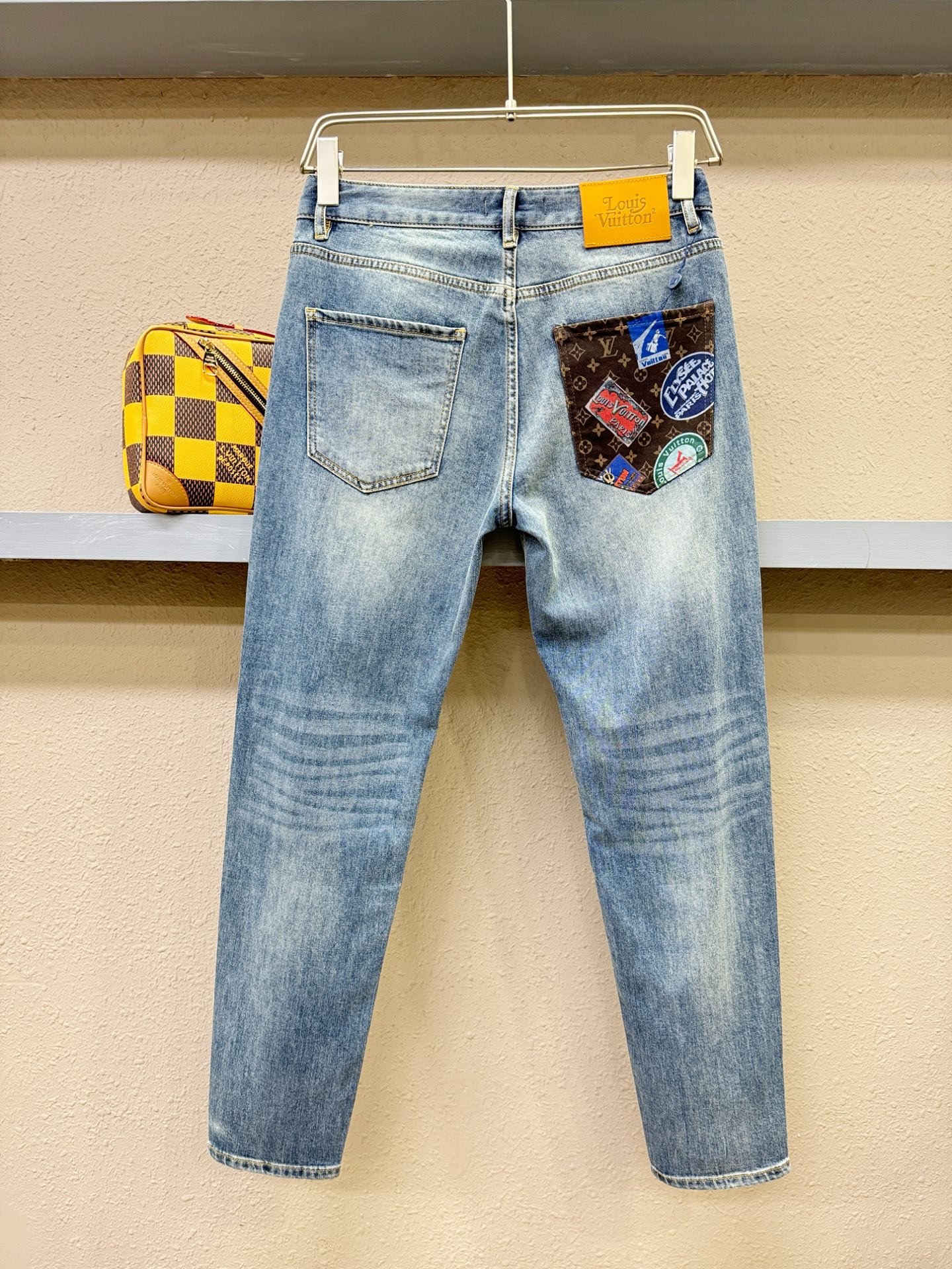 LV  牛仔裤服装,lv 9