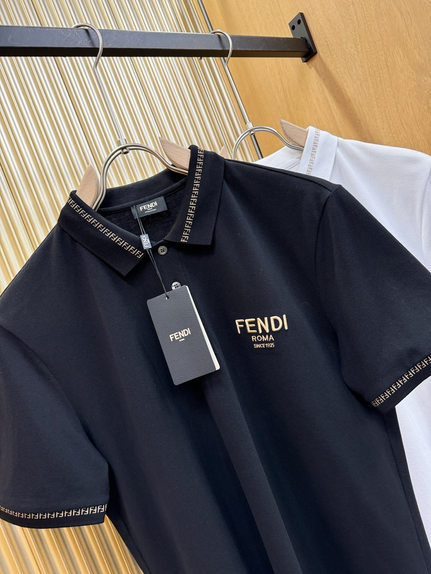FENDI 高端主线系列 男士翻领短袖POLO衫服装,男,fendi 2
