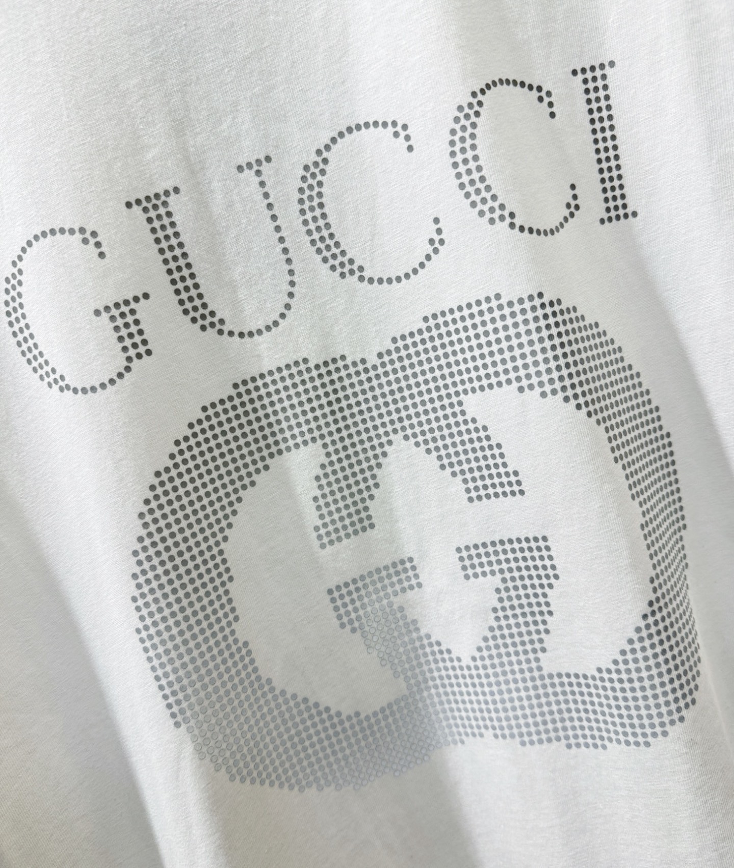  Gucci古奇 2025春夏新款短袖T恤！走秀图案时尚休闲短袖T恤衫！设计logo设计！极具设计精选客