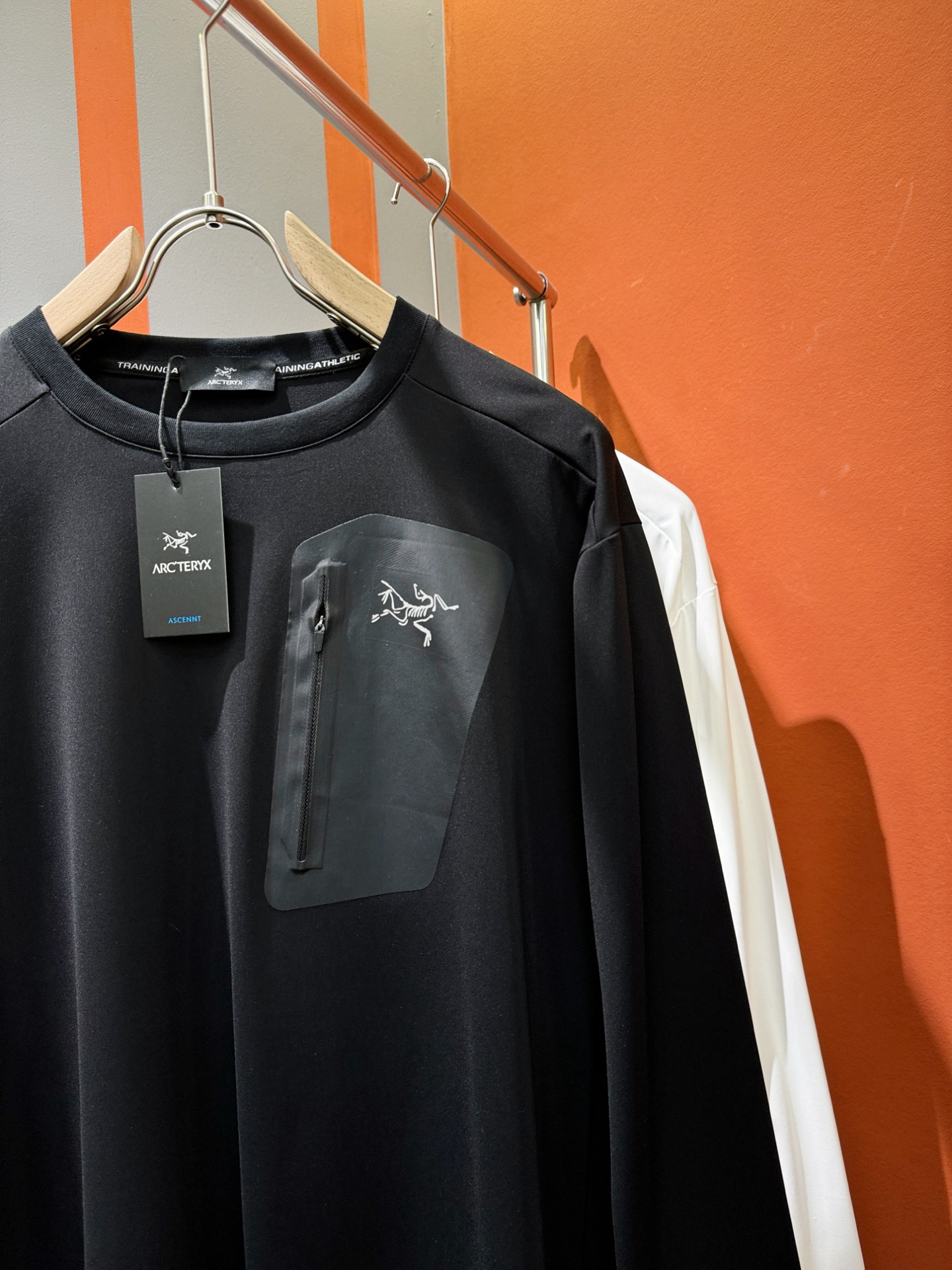  ARC‘TERYX/始祖鸟 2025ss春季新品 长袖T恤，经典Logo设计，百搭款 官网同步发售 定