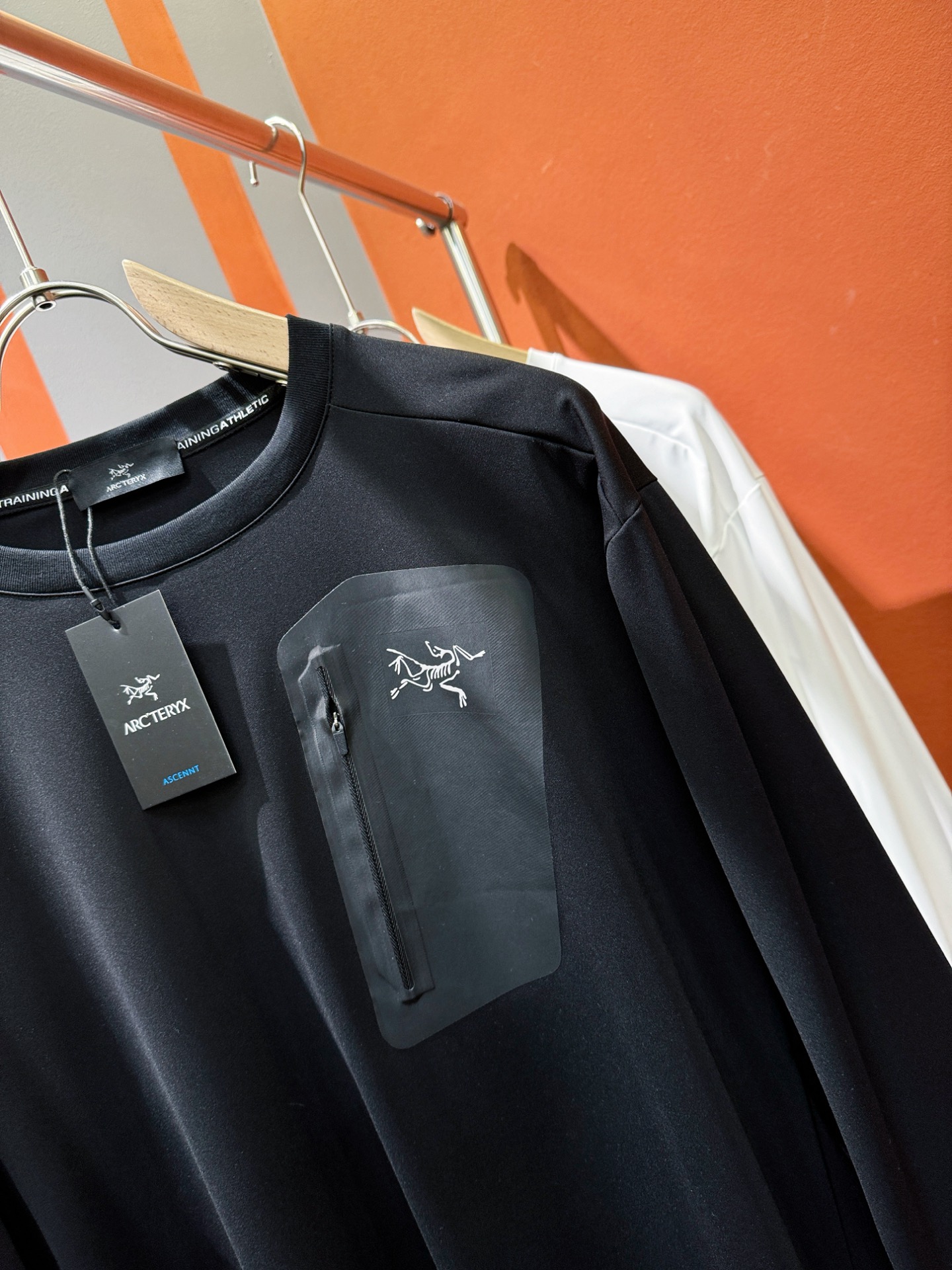  ARC‘TERYX/始祖鸟 2025ss春季新品 长袖T恤，经典Logo设计，百搭款 官网同步发售 定
