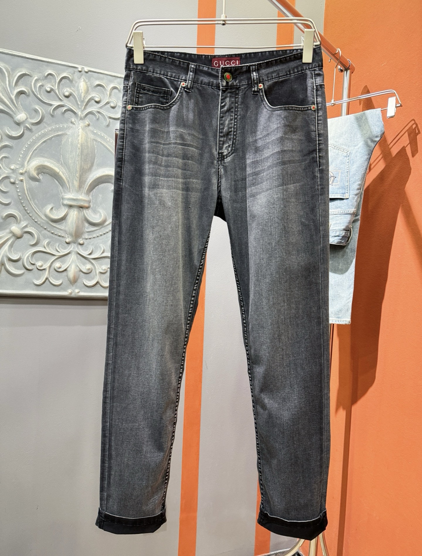  Gucci古奇  原单牛仔裤 2025新品，原版牛仔裤 原版重工打造，品牌经典LOGO设计，三标齐全！