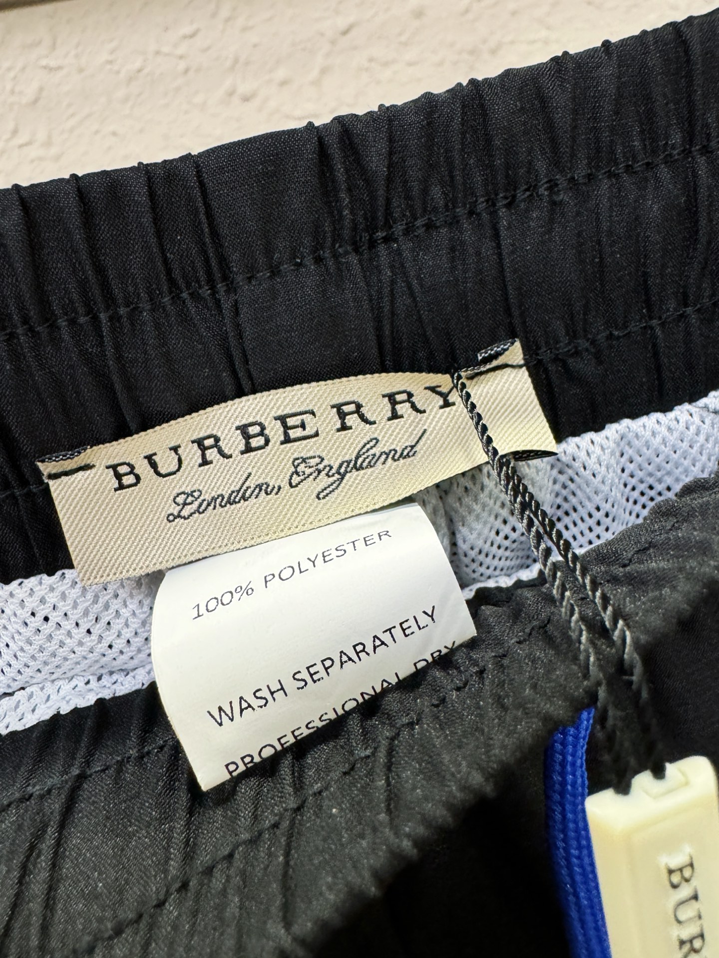  BURBERRY巴宝莉 爆款短裤2025ss新款男士休闲短裤，沙滩裤，高端版本！专柜定制面料 透气舒适