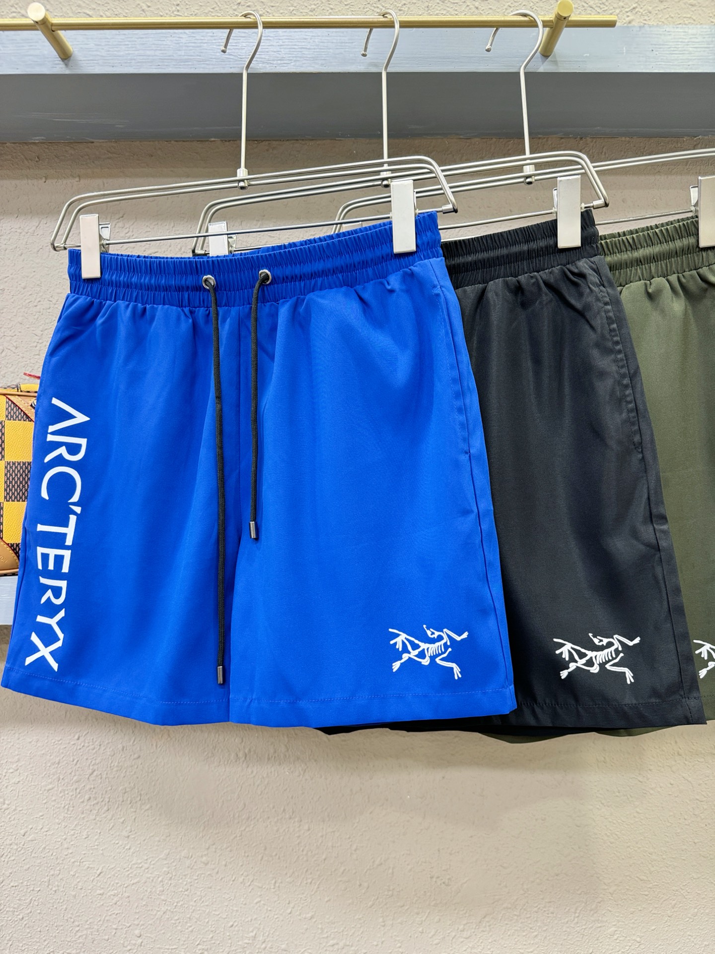  ARC‘TERYX/始祖鸟 爆款短裤2025ss新款男士休闲短裤，沙滩裤，高端版本！专柜定制面料 透气