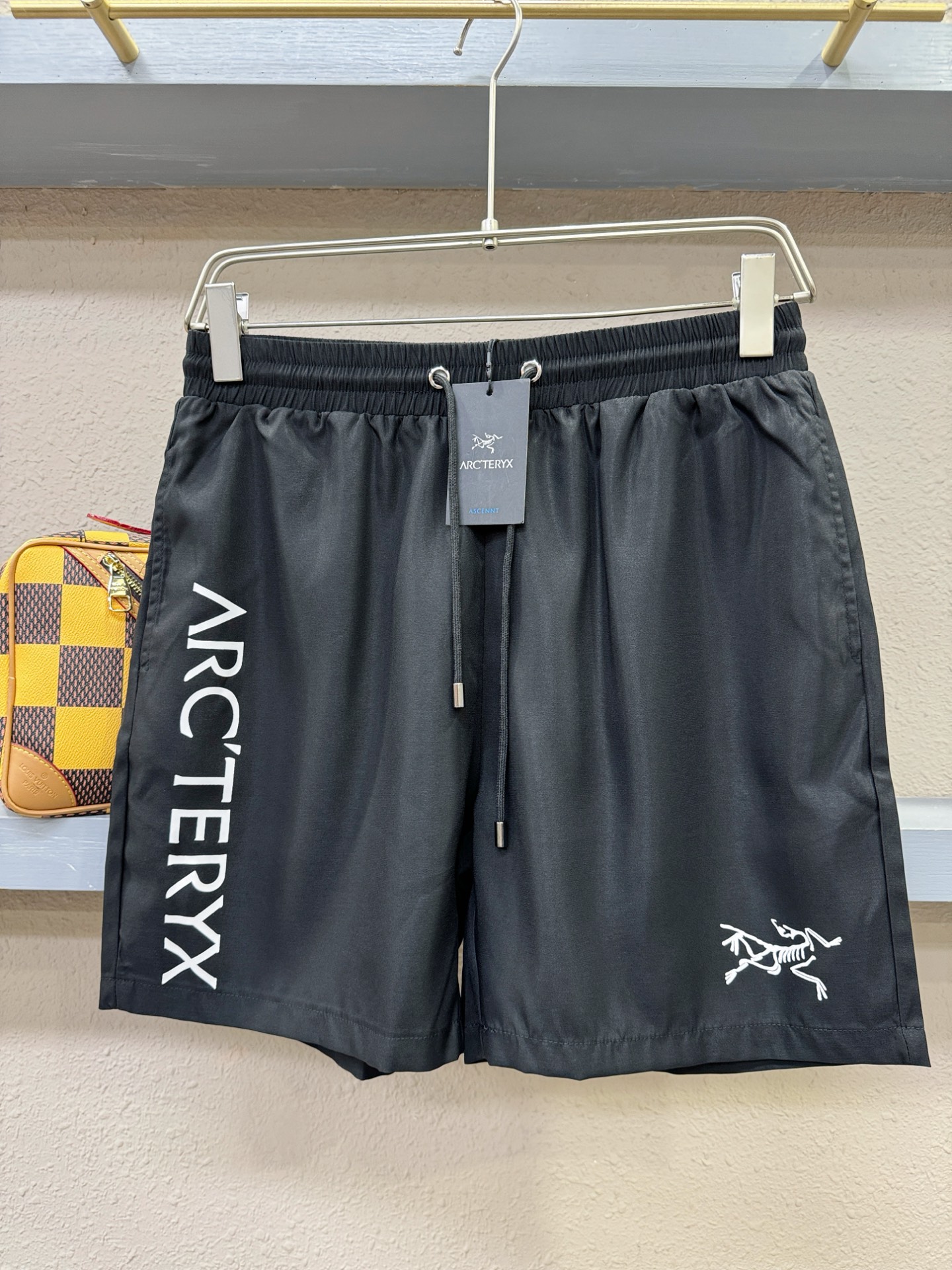  ARC‘TERYX/始祖鸟 爆款短裤2025ss新款男士休闲短裤，沙滩裤，高端版本！专柜定制面料 透气
