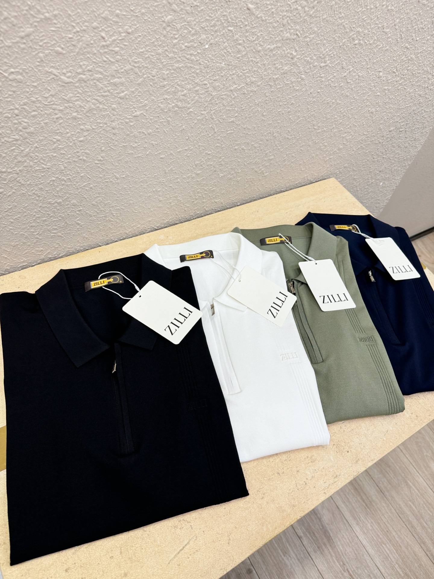  ZILLI 顶级品质 2025款新品短袖！精选顶级桑蚕丝+进口伊力特面料，暗纹提花工艺，手感柔软。顶级