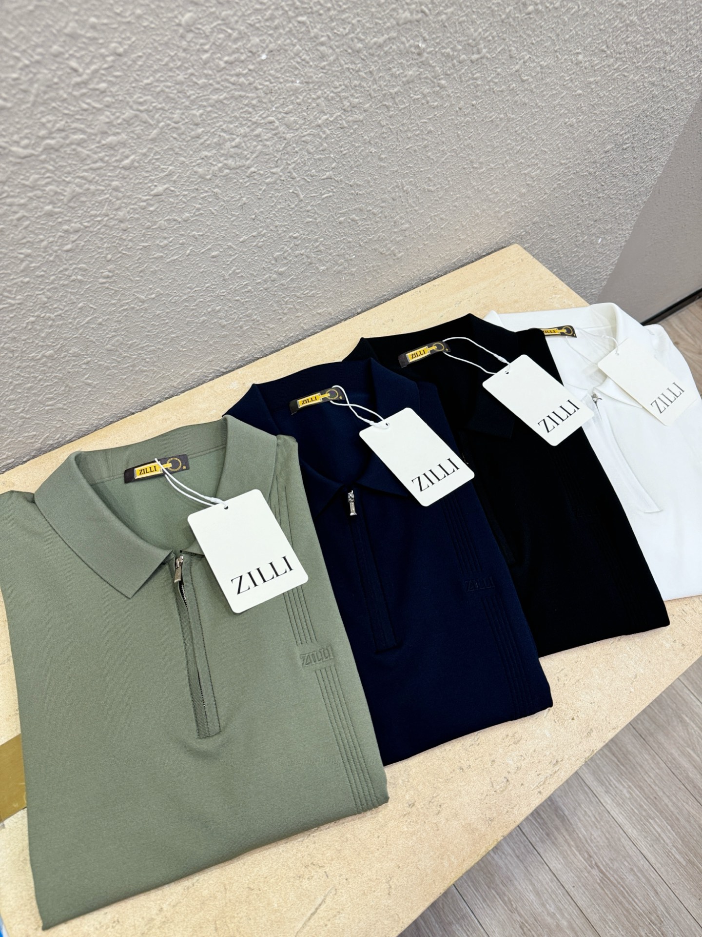  ZILLI 顶级品质 2025款新品短袖！精选顶级桑蚕丝+进口伊力特面料，暗纹提花工艺，手感柔软。顶级