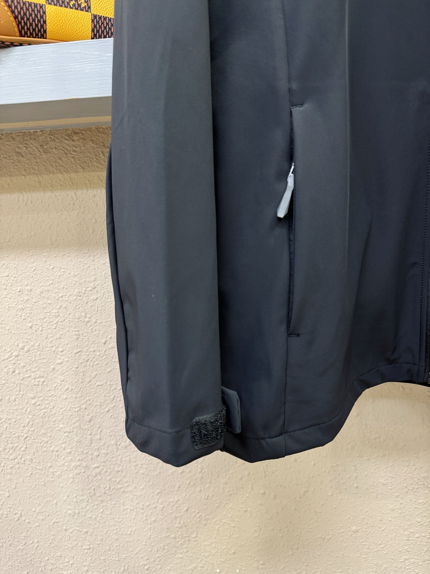  ARC‘TERYX/始祖鸟户外防水向导级冲锋衣机能风拉链夹克，软壳防风防水冲锋衣，全压胶工艺，级别高分