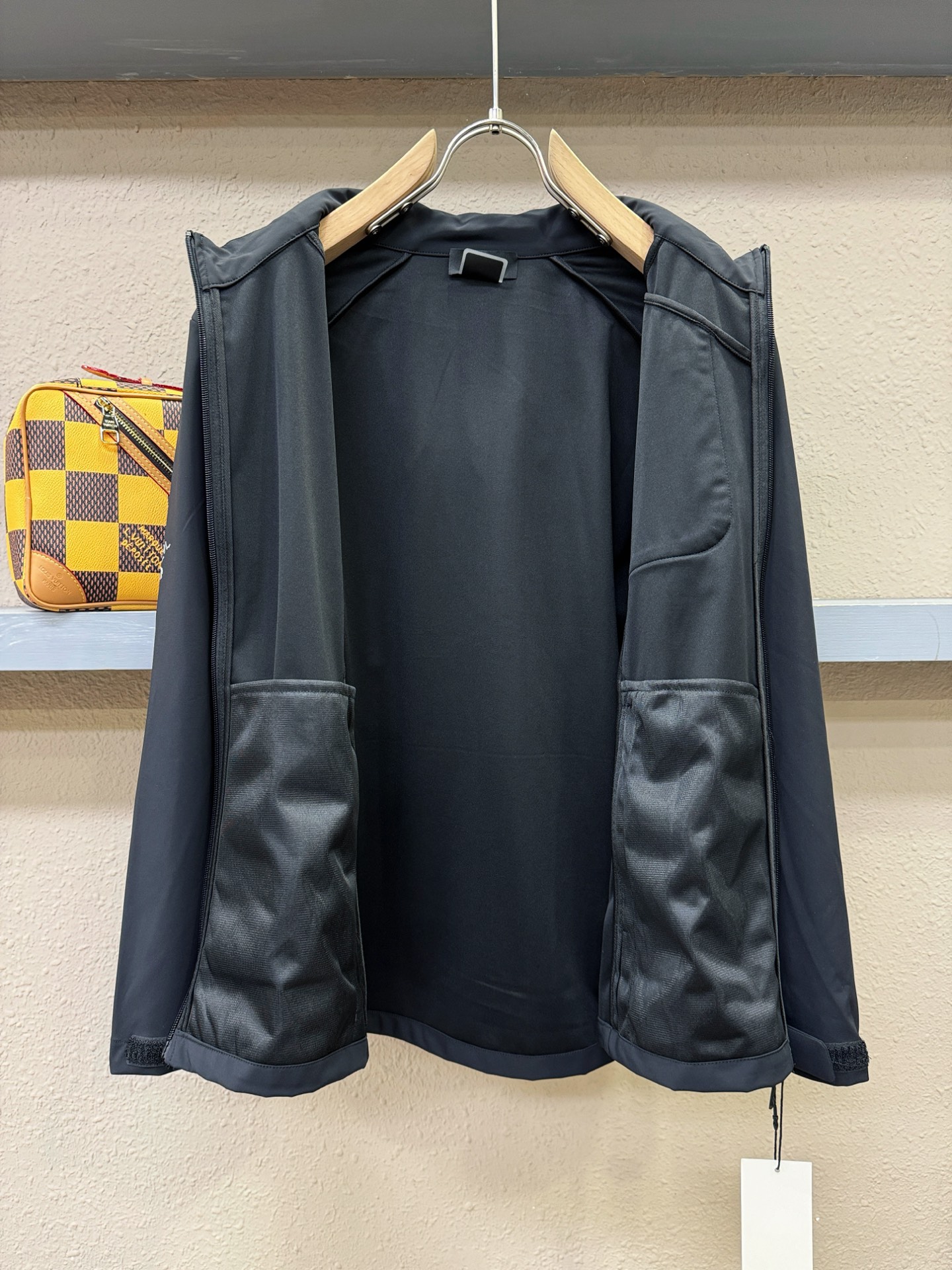  ARC‘TERYX/始祖鸟户外防水向导级冲锋衣机能风拉链夹克，软壳防风防水冲锋衣，全压胶工艺，级别高分