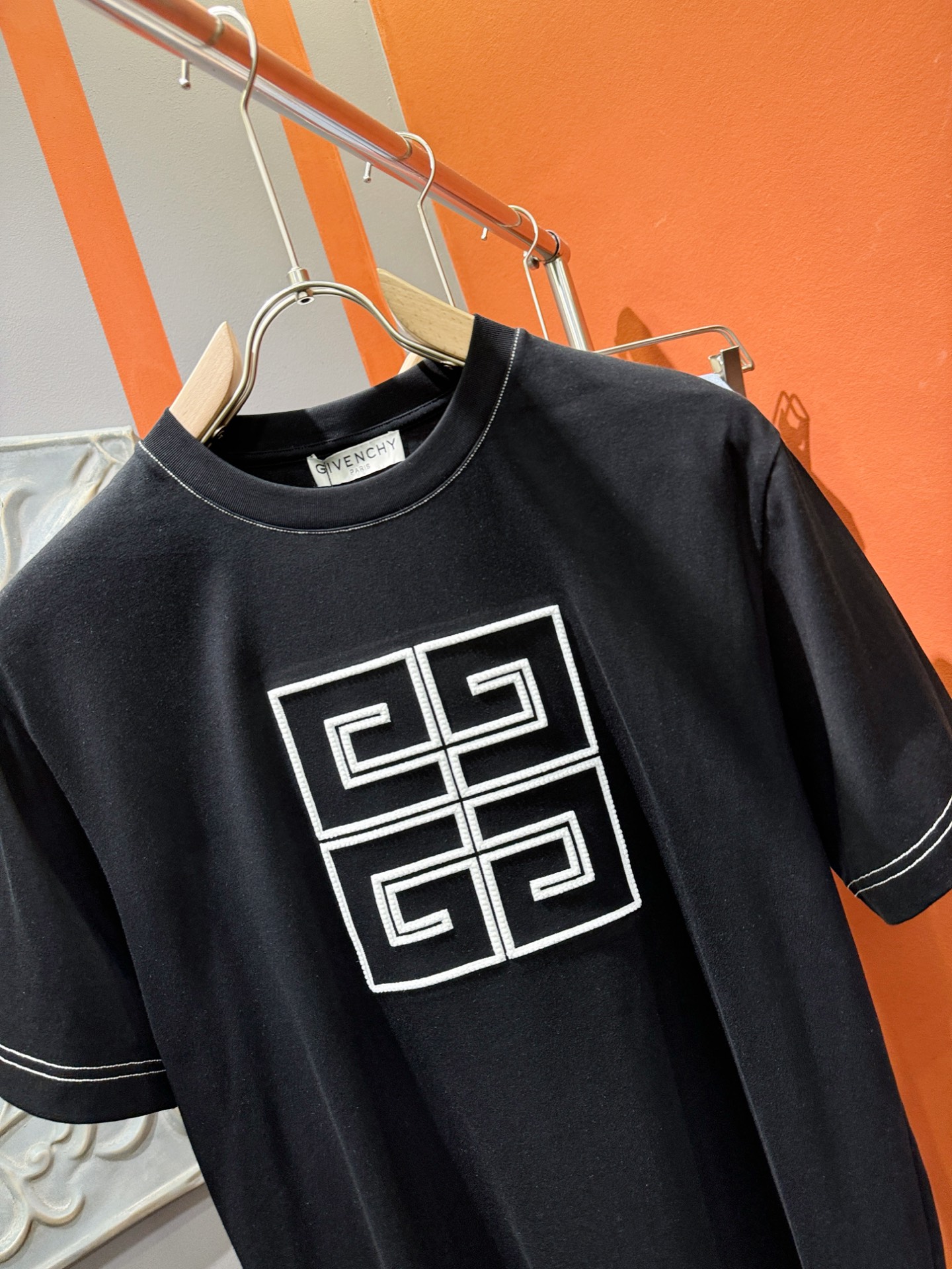 Givenchy 高定系列 短袖T恤衫服装,givenchy 2