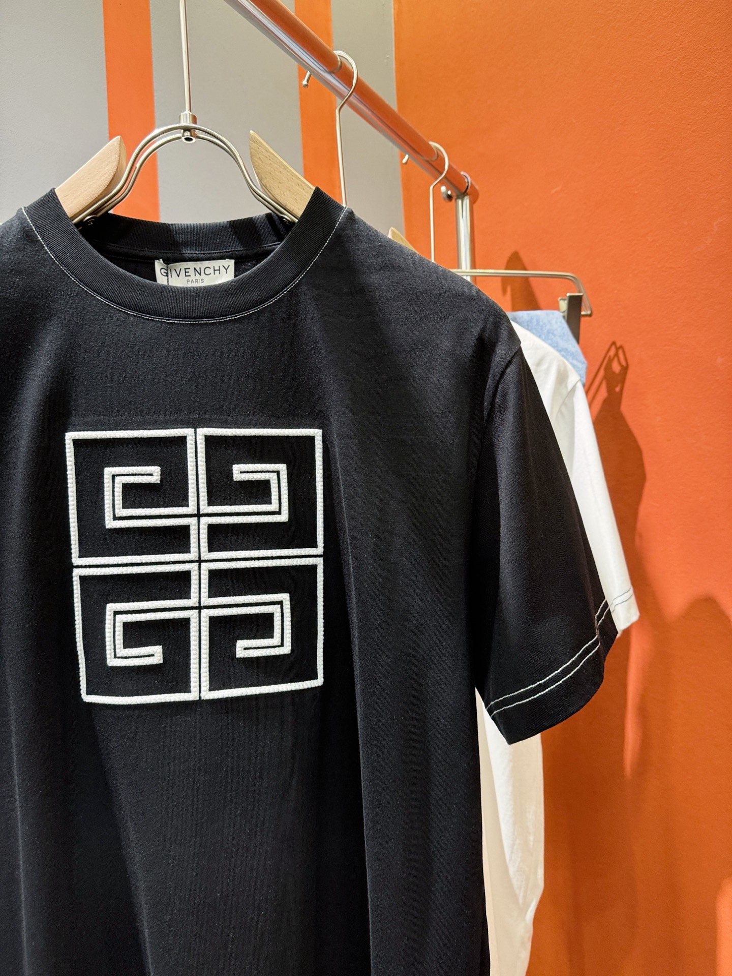 Givenchy 高定系列 短袖T恤衫服装,givenchy 3