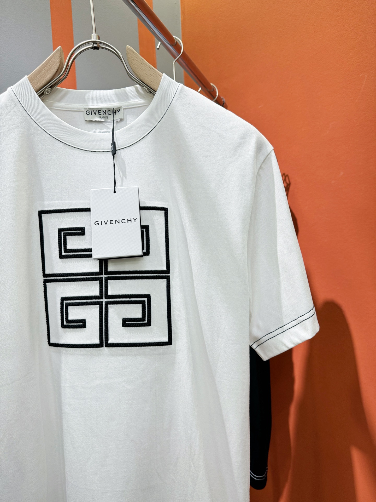 Givenchy 高定系列 短袖T恤衫服装,givenchy 3