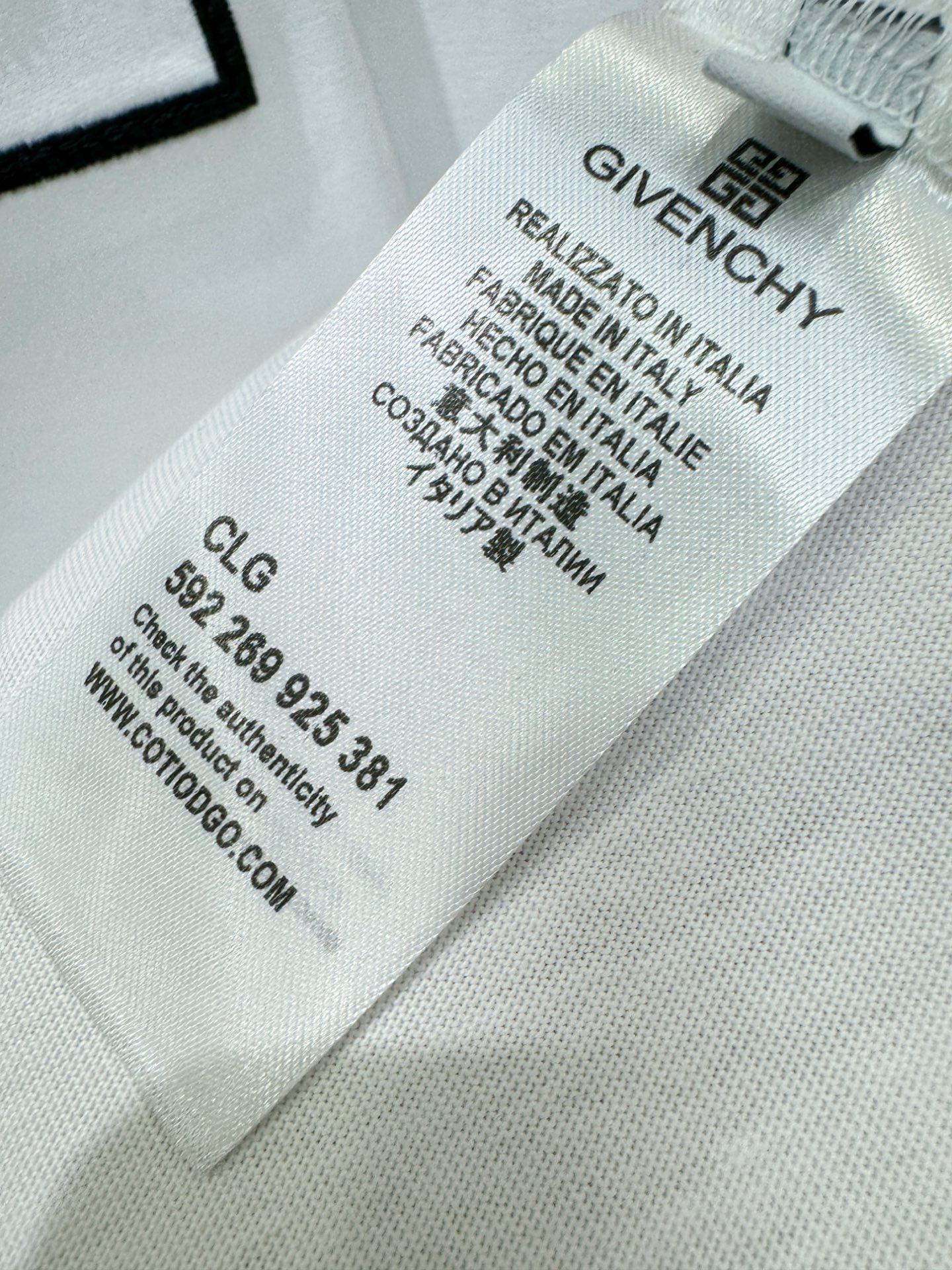 Givenchy 高定系列 短袖T恤衫服装,givenchy 8