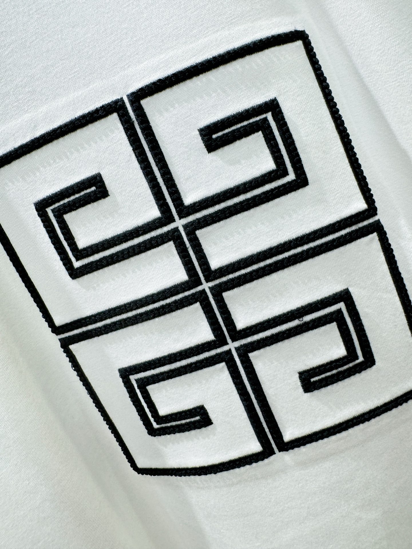 Givenchy 高定系列 短袖T恤衫服装,givenchy 4