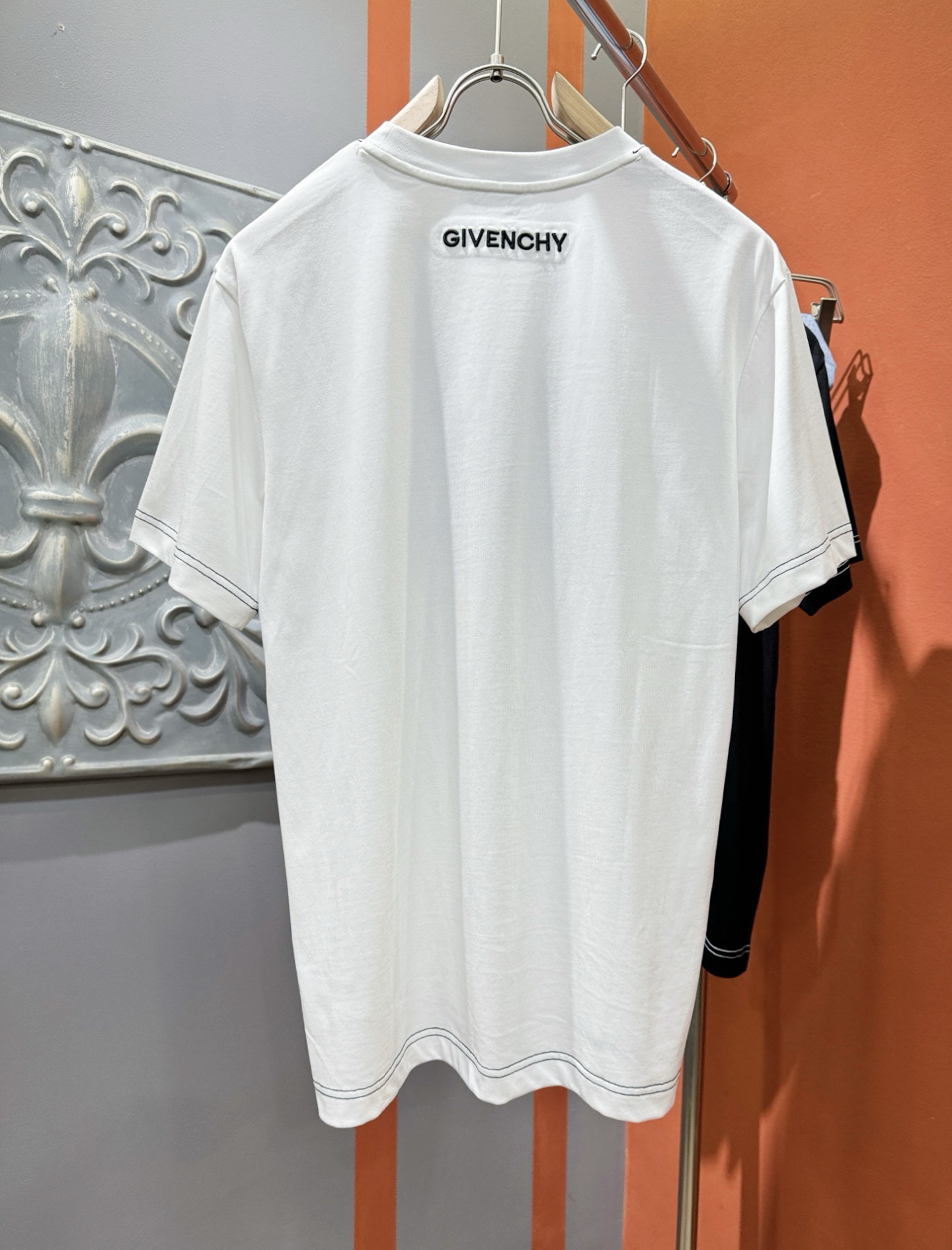 Givenchy 高定系列 短袖T恤衫服装,givenchy 9