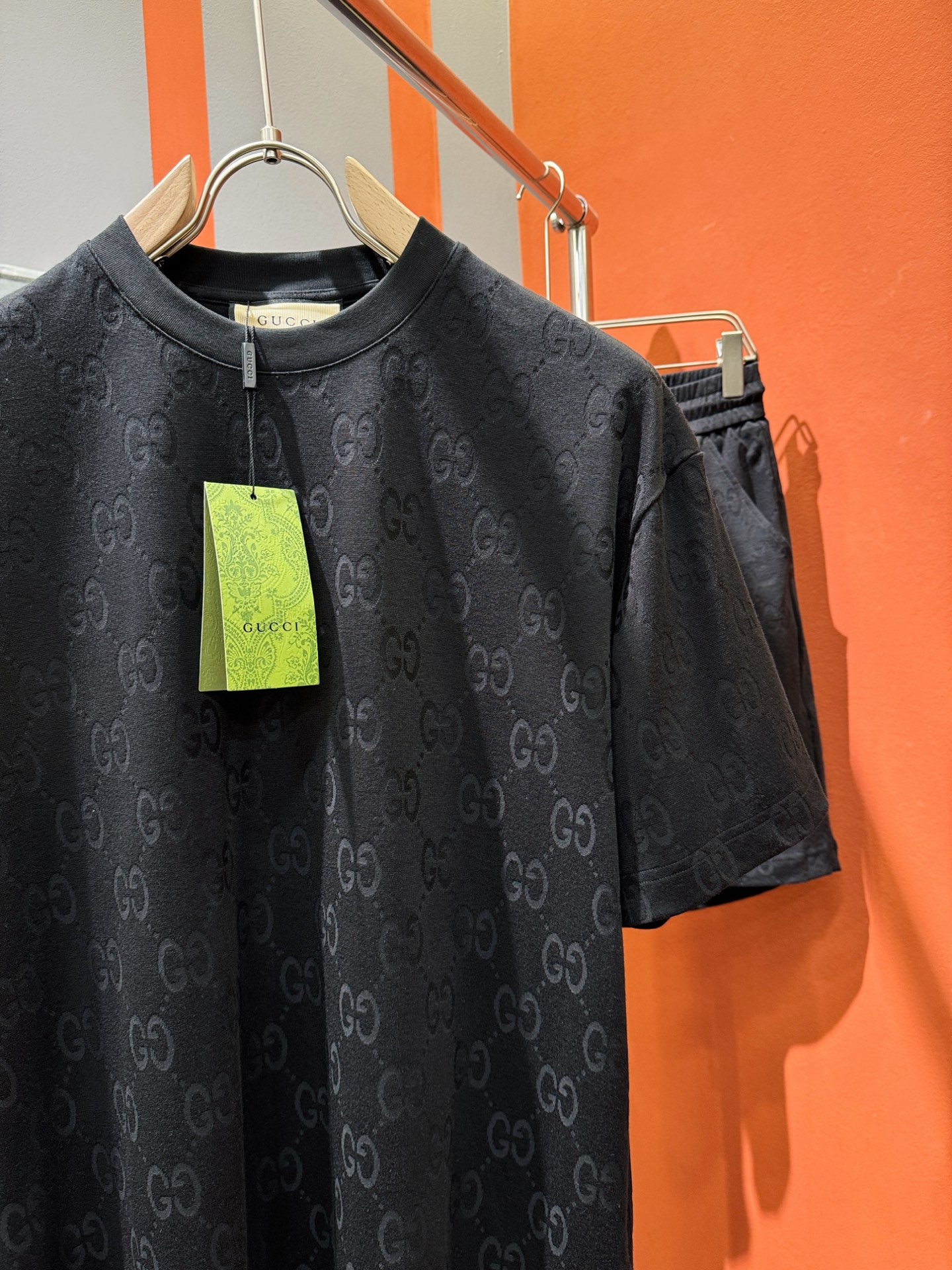  套装 Gucci古奇 2025新款休闲套装，细节精致高级，高级感满满。定制高端面料，上身挺括有型，舒适