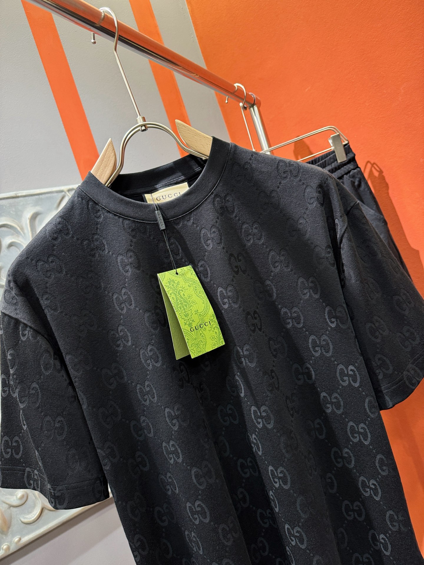  套装 Gucci古奇 2025新款休闲套装，细节精致高级，高级感满满。定制高端面料，上身挺括有型，舒适