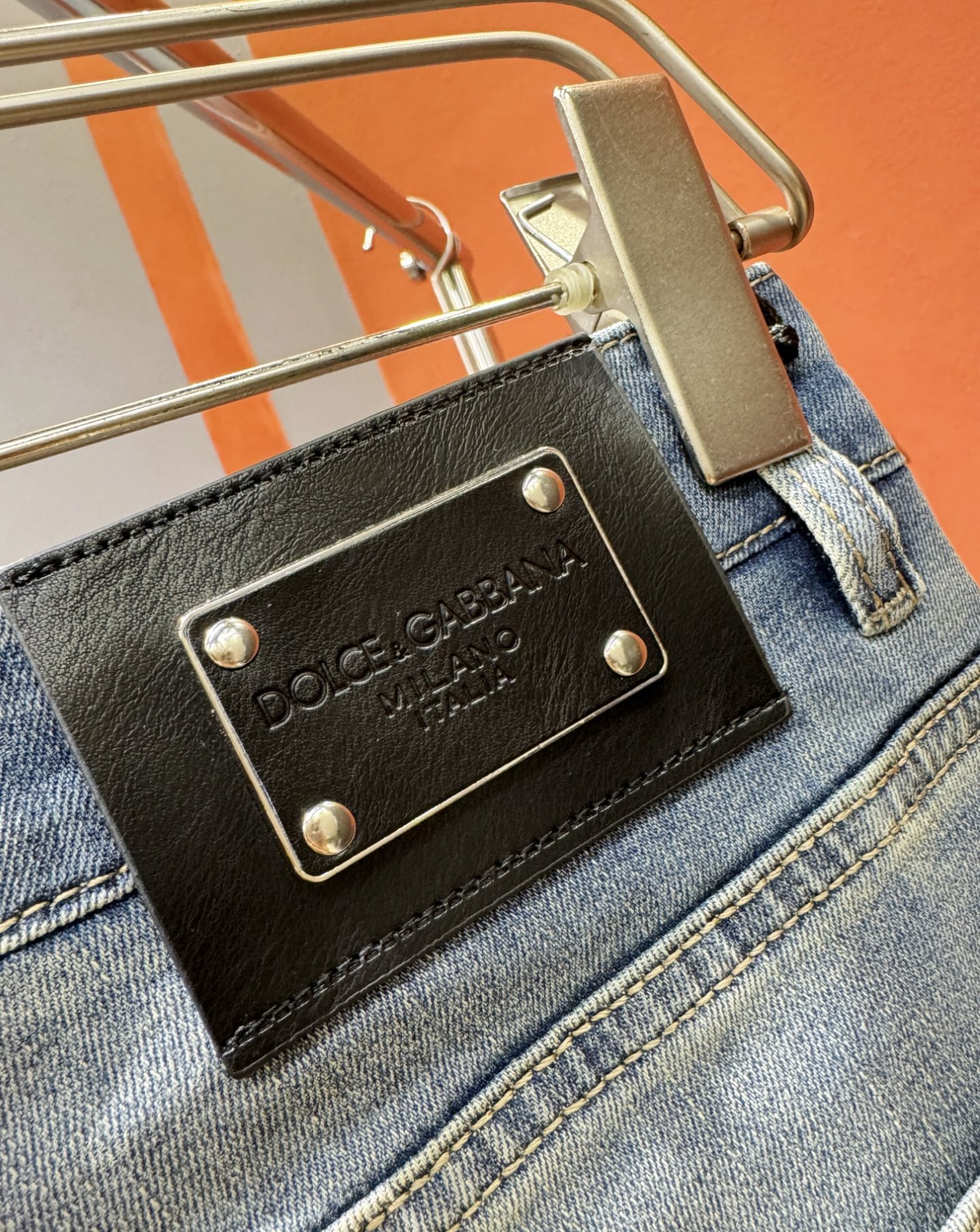  DG 原单牛仔裤 2025新品，原版牛仔裤 原版重工打造，品牌经典LOGO设计，三标齐全！原版五金辅料