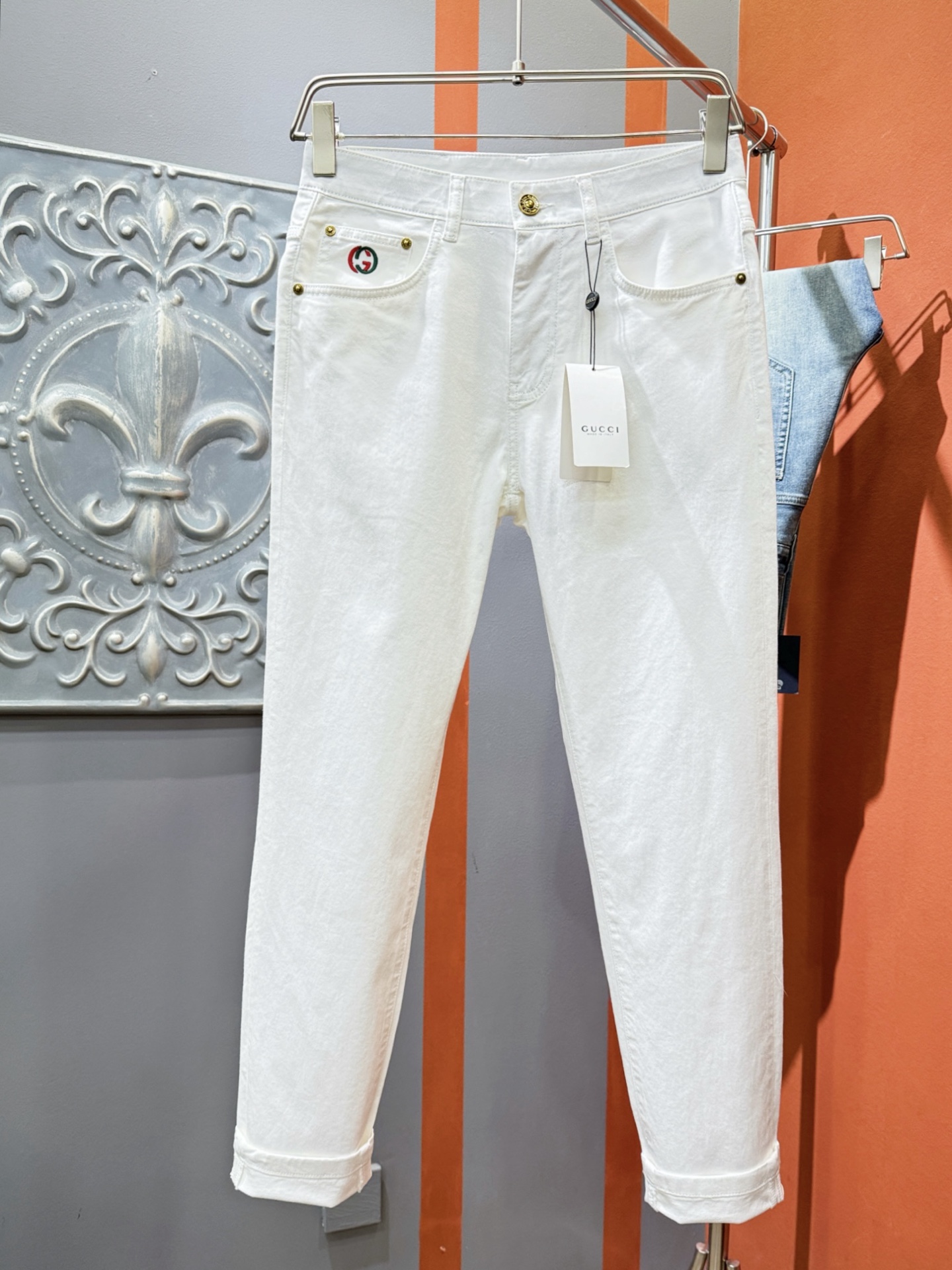  Gucci古奇 原单牛仔裤 2025新品，原版牛仔裤 原版重工打造，品牌经典LOGO设计，三标齐全！原