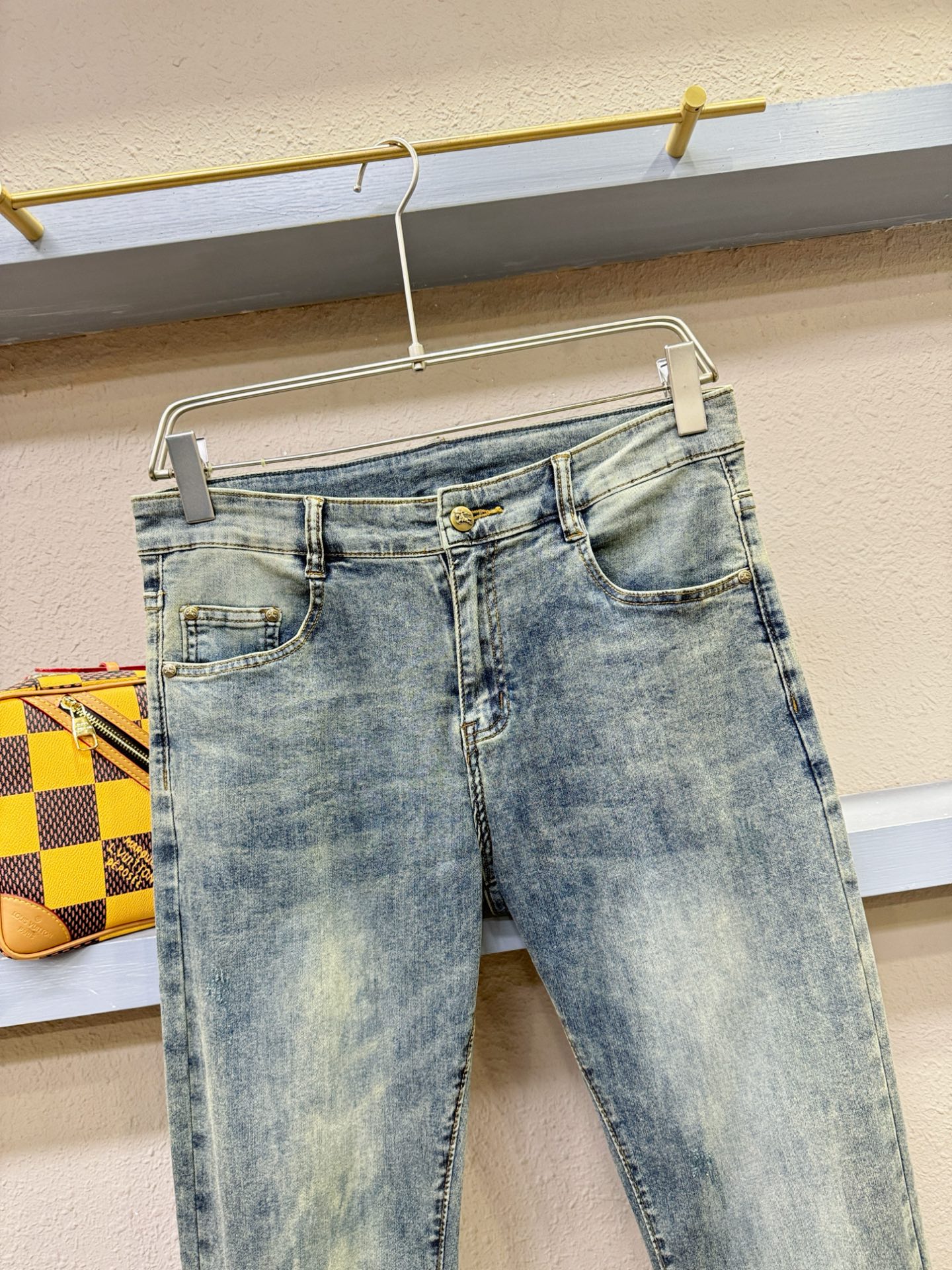 Burberry 2025 Classic Logo Design Jeans - Premium Denim, Three Labels 4 i1749382520990 3524 0 2