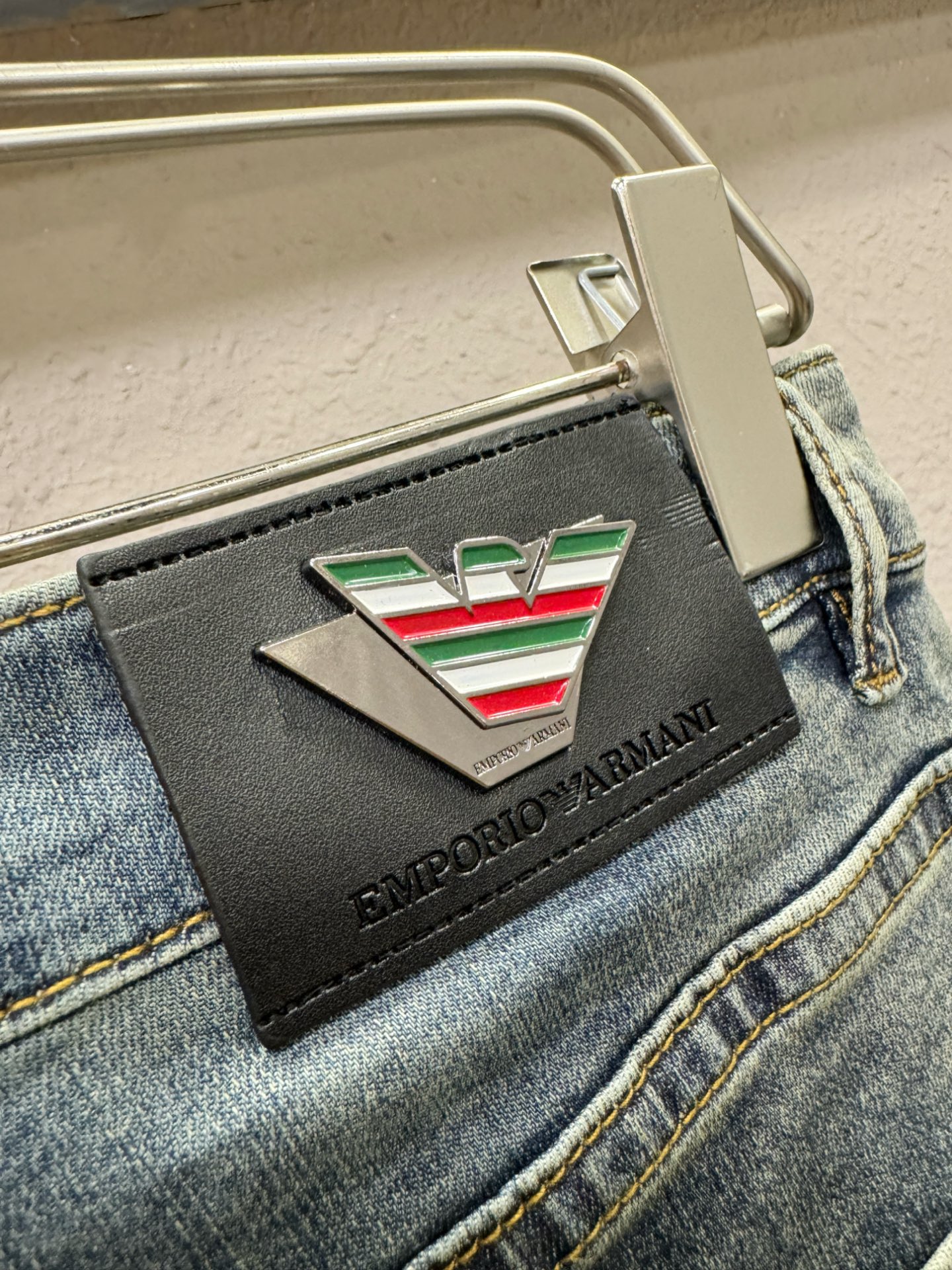 Armani 2025 Classic Logo Design Jeans -Original Hardware & Denim Fabric 6 i1749382653109 1696 0 4