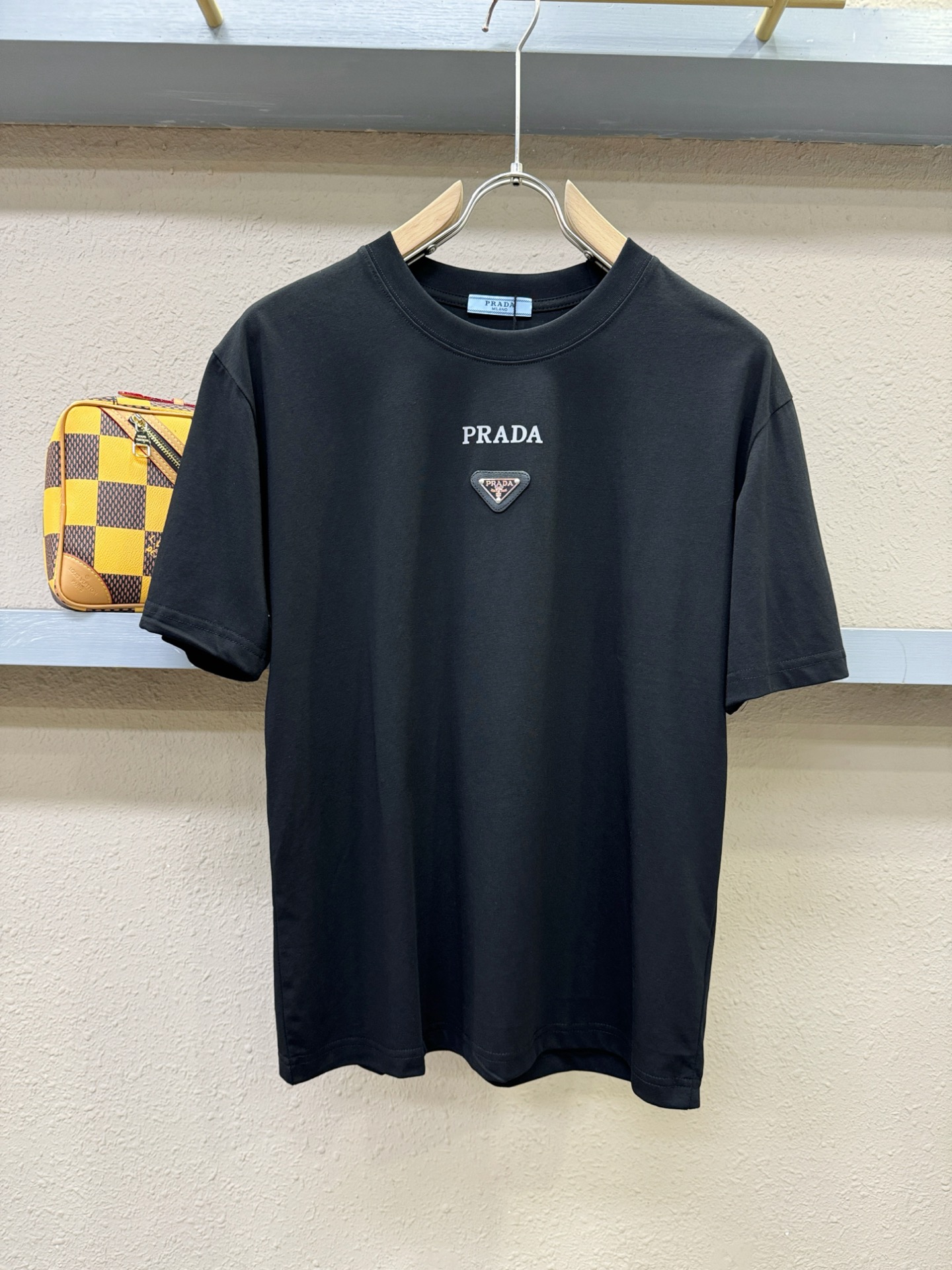 Prada Classic Logo T-Shirt | Soft Fabric, Premium Quality, Fashion Design 2 i1749382864570 5914 0 0