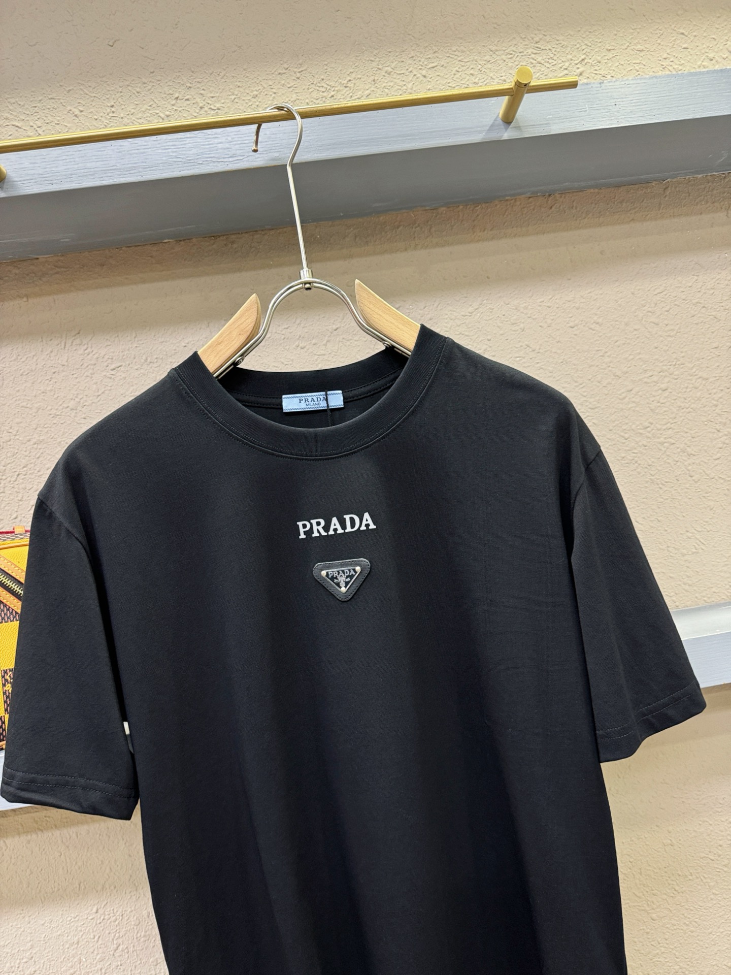Prada Classic Logo T-Shirt | Soft Fabric, Premium Quality, Fashion Design 6 i1749382864581 1593 0 4