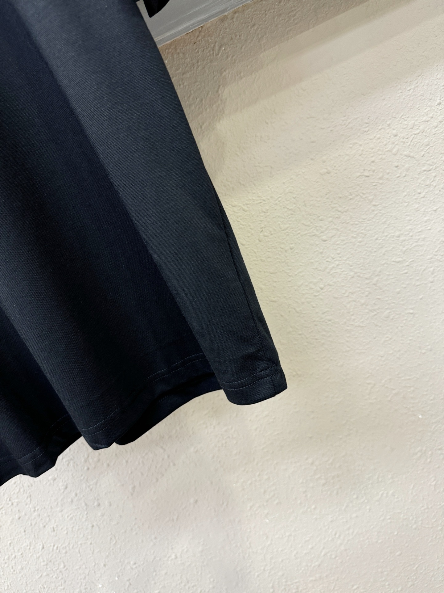 Prada Classic Logo T-Shirt | Soft Fabric, Premium Quality, Fashion Design 8 i1749382864633 2962 0 6