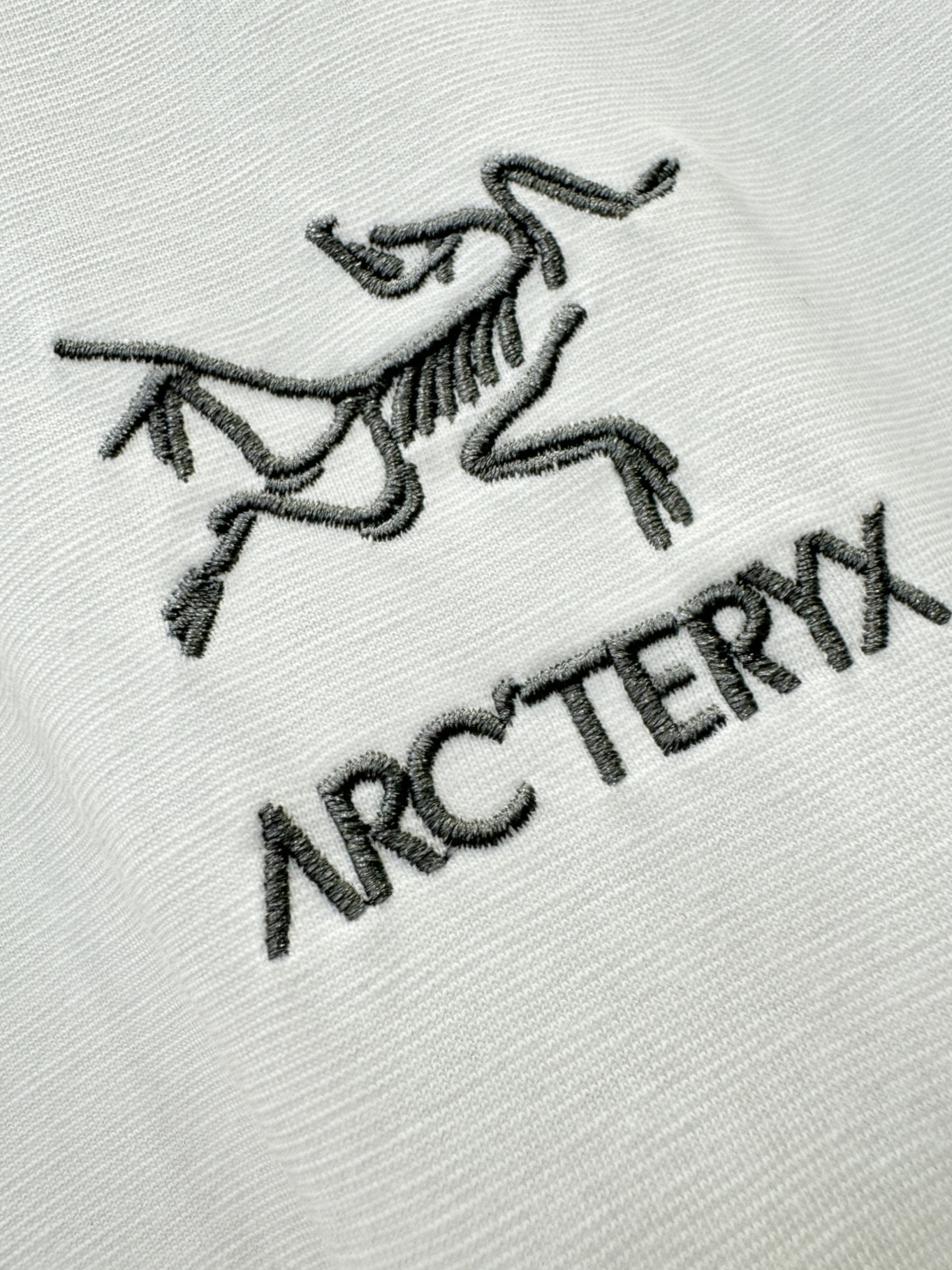 Arc'teryx Men's Short Sleeve T-Shirt | Premium Quality, Comfortable Fit 5 i1749383145253 1303 0 3