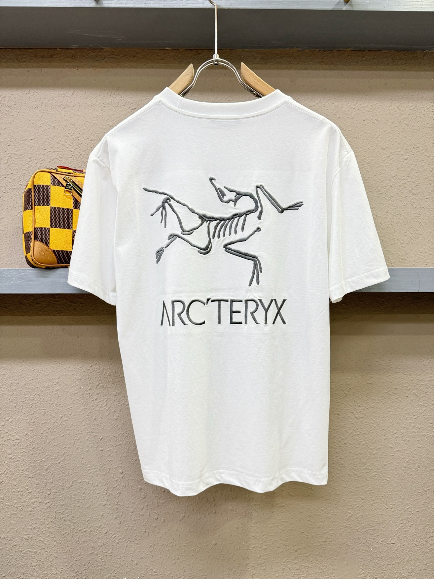Arc'teryx Men's Short Sleeve T-Shirt | Premium Quality, Comfortable Fit 10 i1749383145257 9781 0 8