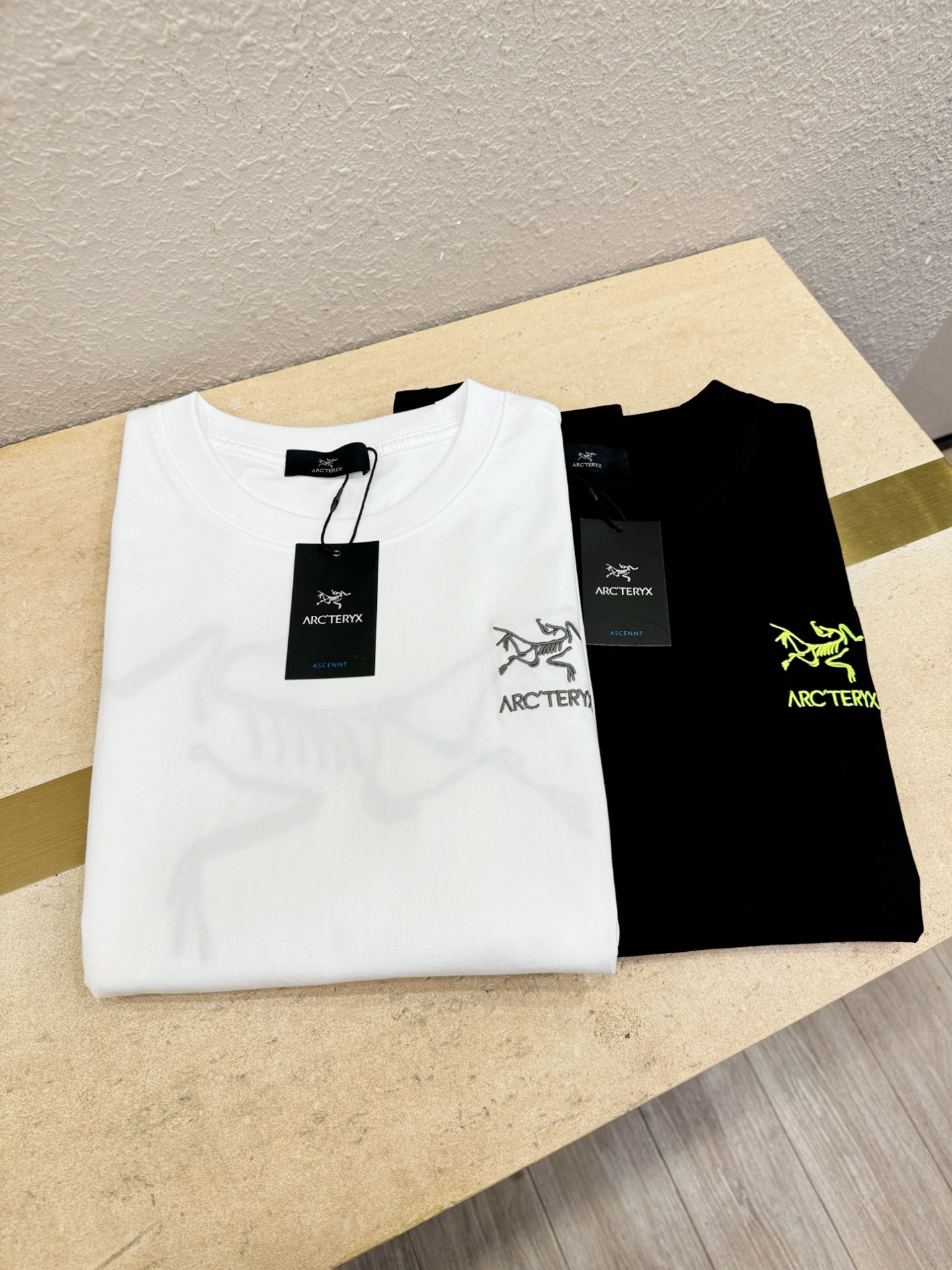 Arc'teryx Men's Short Sleeve T-Shirt | Premium Quality, Comfortable Fit 4 i1749383152438 570 0 2
