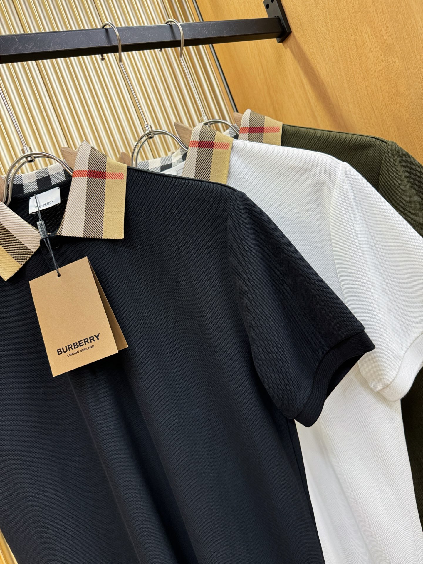 Burberry Men's Polo Shirt with Iconic Check Collar - Short Sleeve 8 i1749383756458 2172 0 5