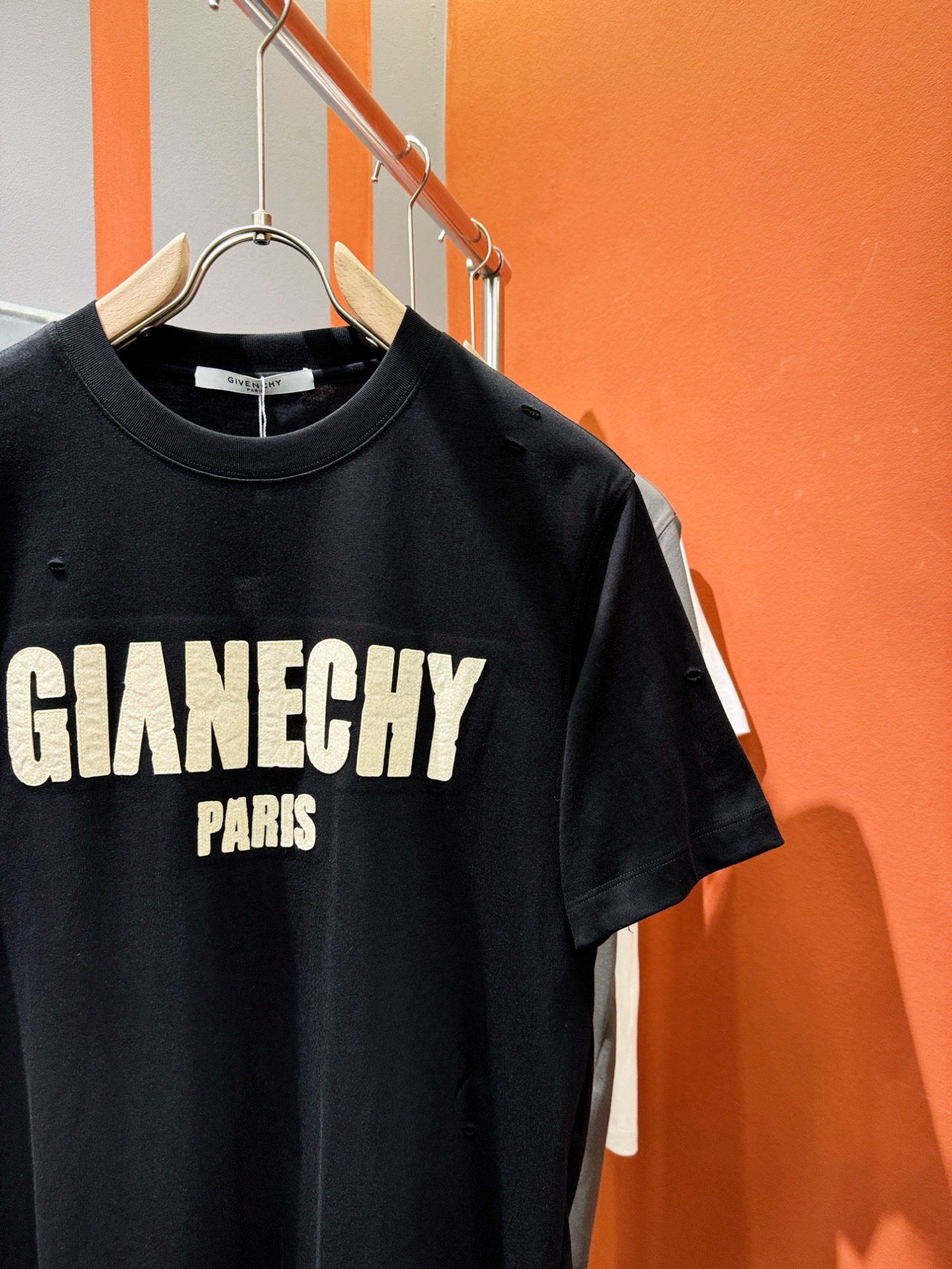  (最大可穿240斤) Givenchy 纪梵希 2025春夏新款短袖T恤！走秀图案时尚休闲短袖T恤衫！