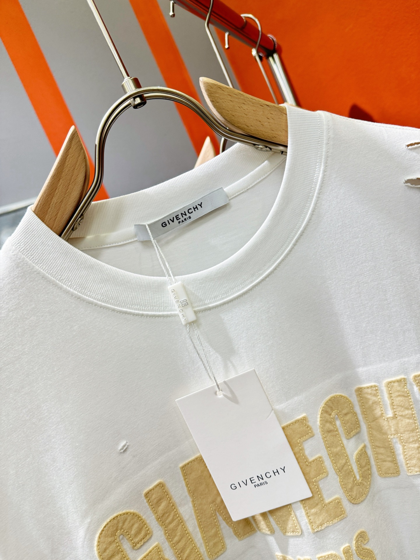  (最大可穿240斤) Givenchy 纪梵希 2025春夏新款短袖T恤！走秀图案时尚休闲短袖T恤衫！