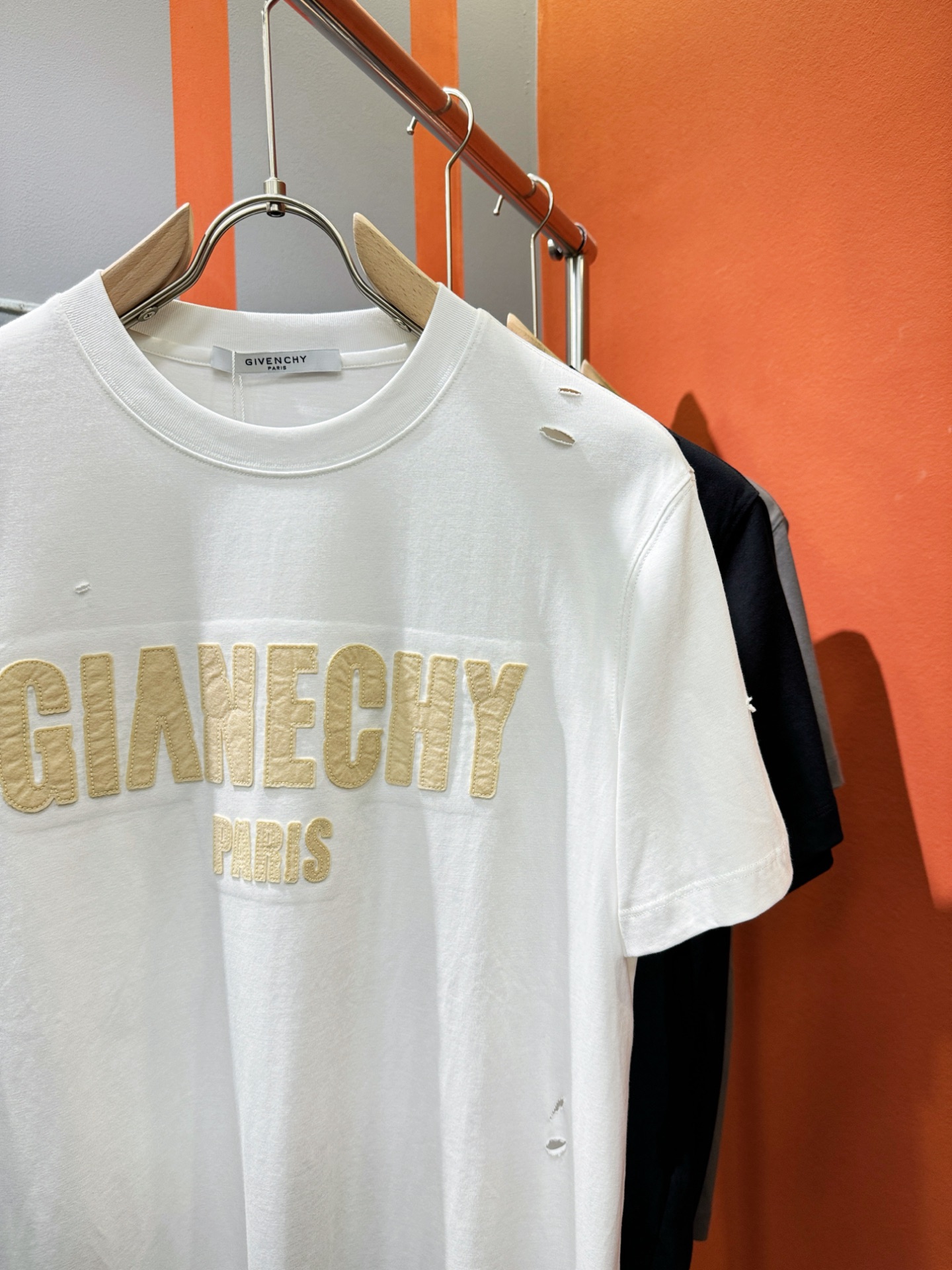  (最大可穿240斤) Givenchy 纪梵希 2025春夏新款短袖T恤！走秀图案时尚休闲短袖T恤衫！