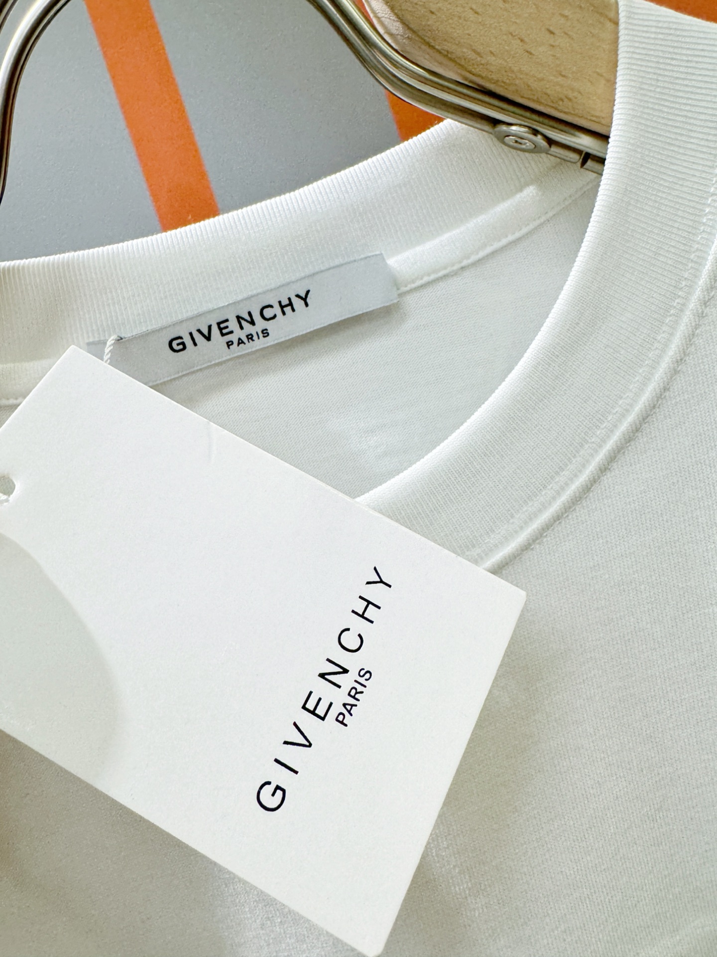  (最大可穿240斤) Givenchy 纪梵希 2025春夏新款短袖T恤！走秀图案时尚休闲短袖T恤衫！