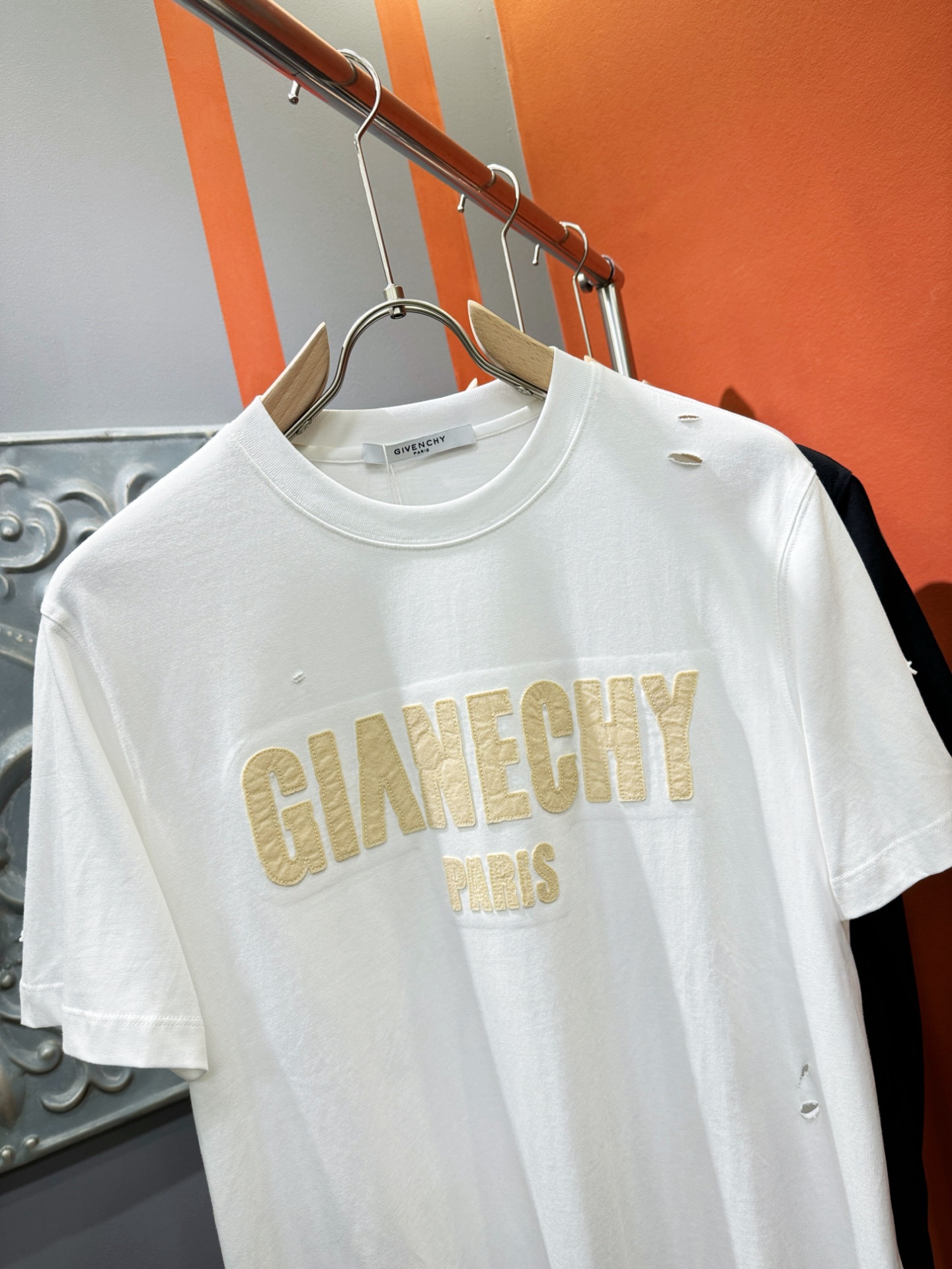  (最大可穿240斤) Givenchy 纪梵希 2025春夏新款短袖T恤！走秀图案时尚休闲短袖T恤衫！