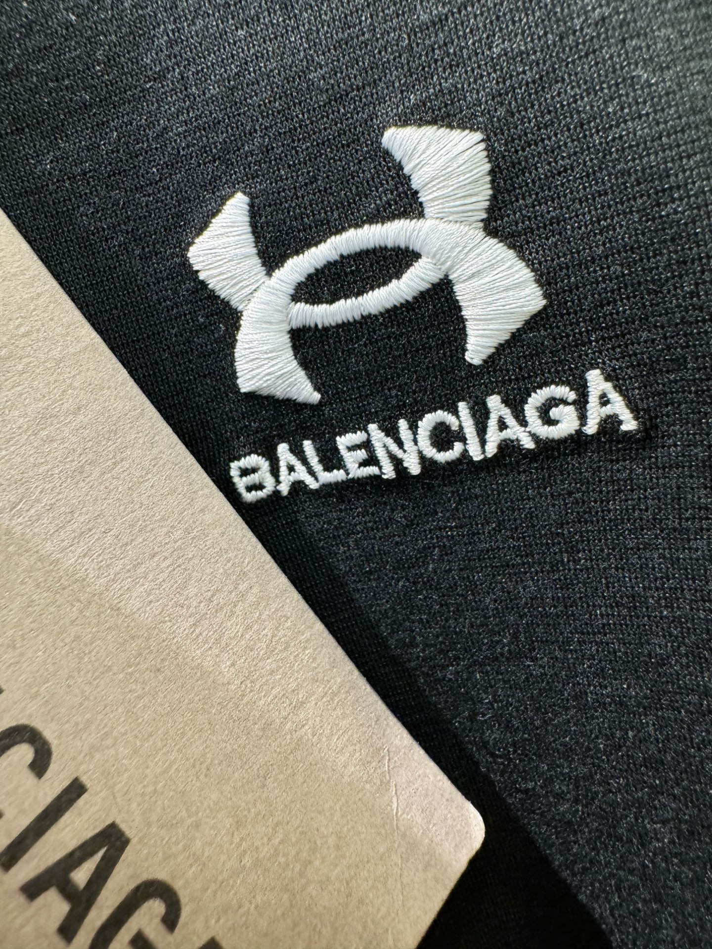  Balenciaga巴黎世家 顶级品质 2025款新品短袖！精选顶级原版面料，手感柔软。顶级进口私货，