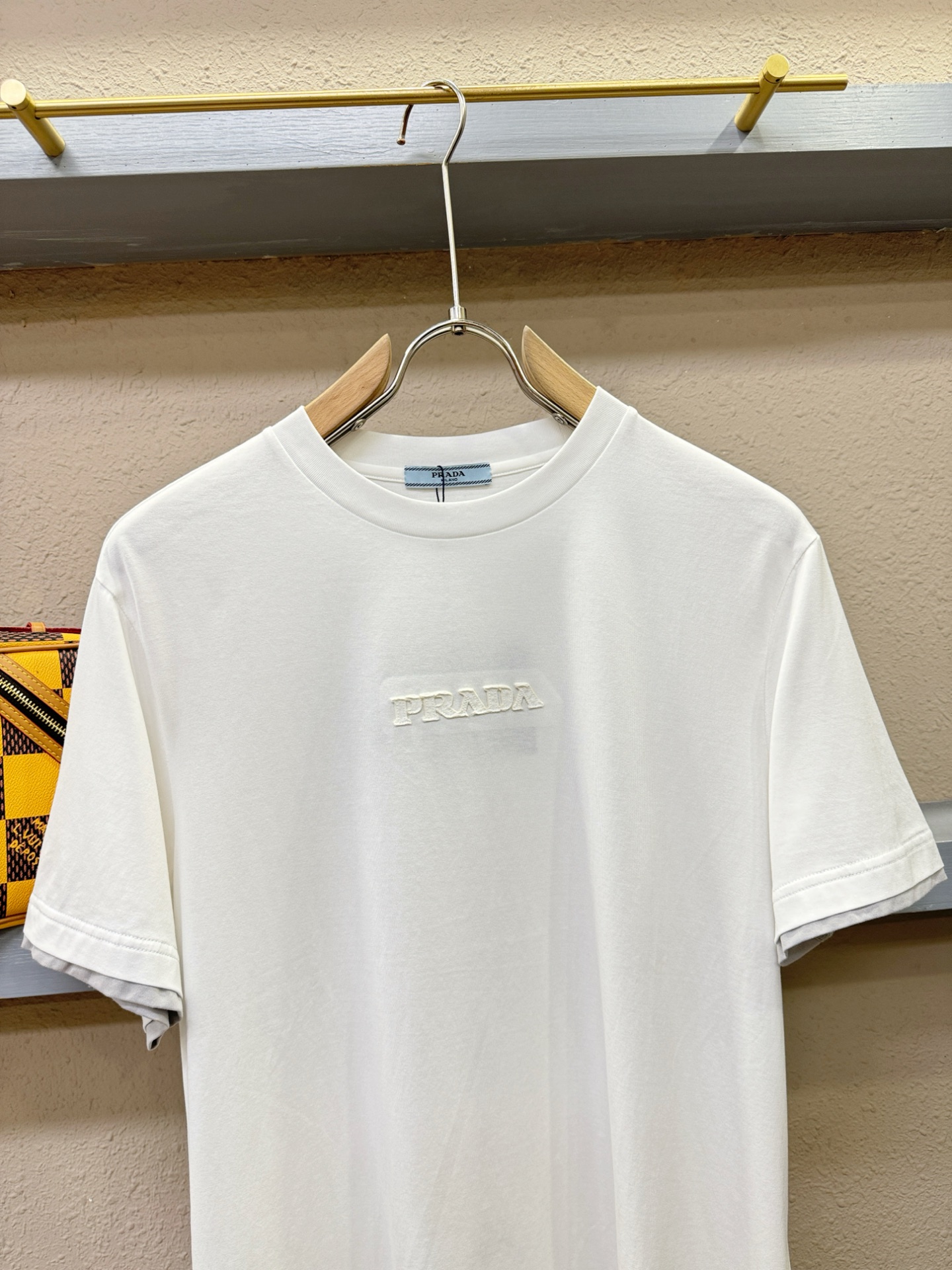 (最大可穿240斤) PRADA 普拉达 2025春夏新款短袖T恤！走秀图案时尚休闲短袖T恤衫！设计l