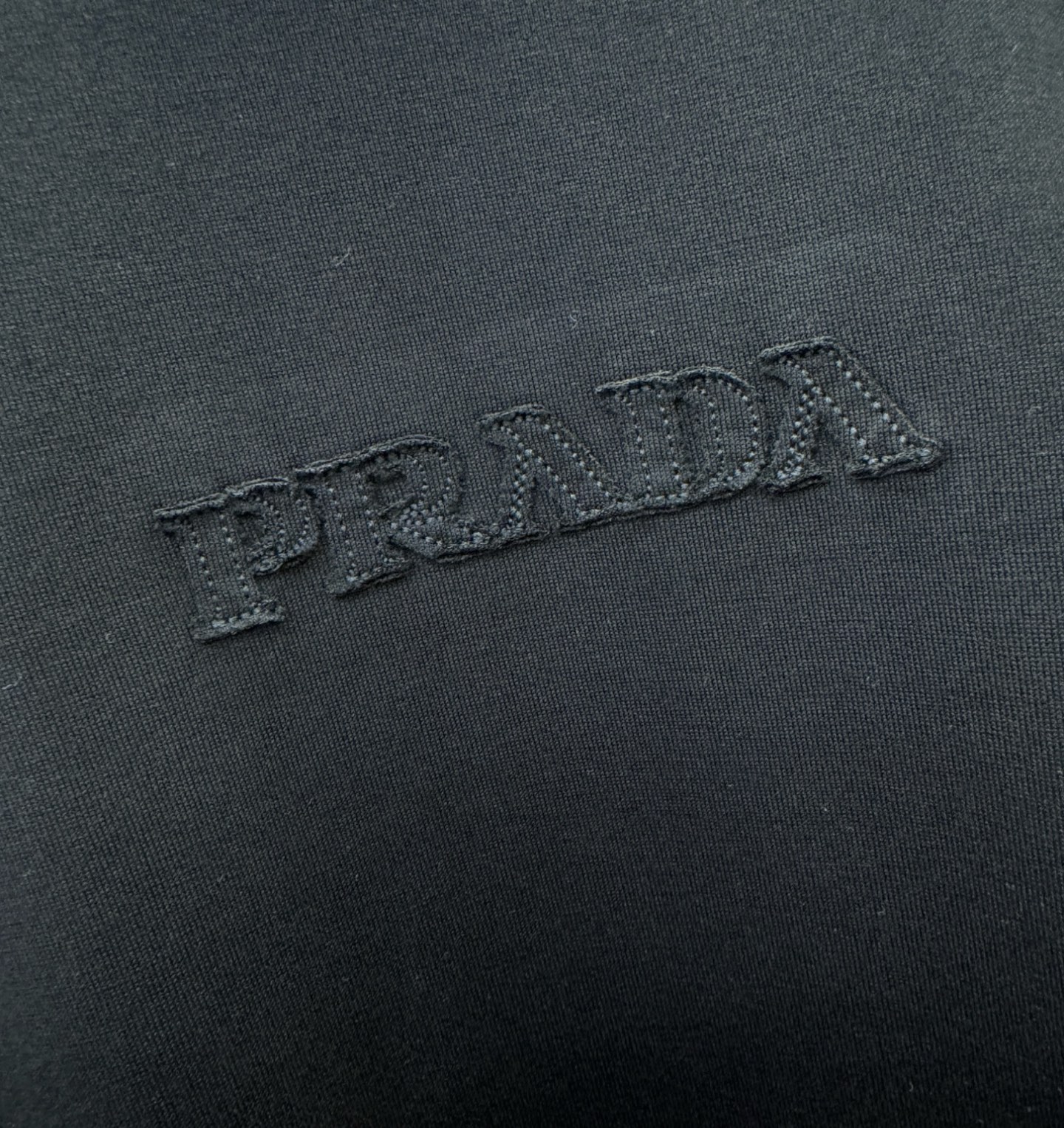  (最大可穿240斤) PRADA 普拉达 2025春夏新款短袖T恤！走秀图案时尚休闲短袖T恤衫！设计l