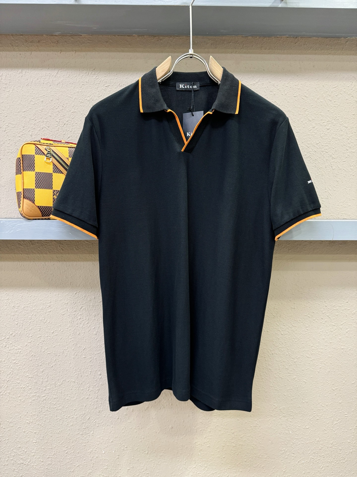  Kiton 2025官方春夏新款 专柜同步上市 男士翻领短袖POLO衫，高端主线系列，进口珠地丝光棉面