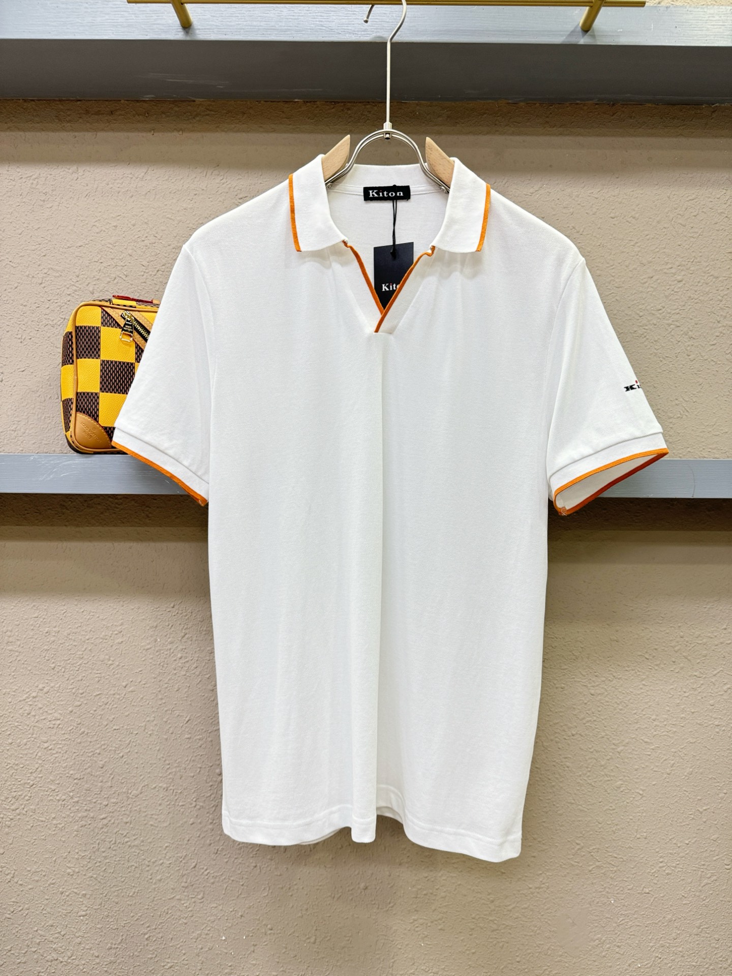 Kiton 2025官方春夏新款 专柜同步上市 男士翻领短袖POLO衫，高端主线系列，进口珠地丝光棉面