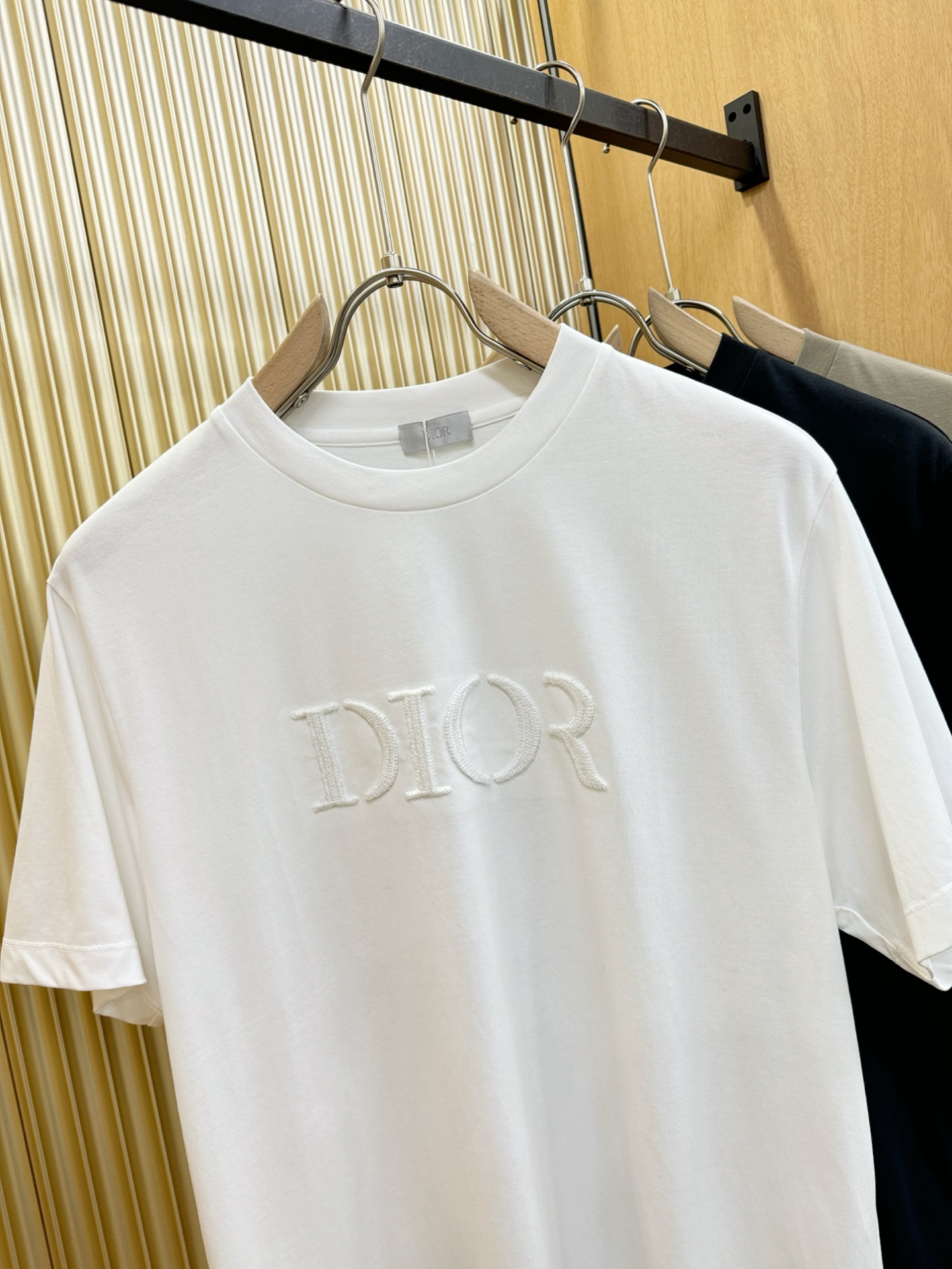  (最大可穿240斤) Dior迪奥 2025春夏新款短袖T恤！走秀图案时尚休闲短袖T恤衫！设计logo
