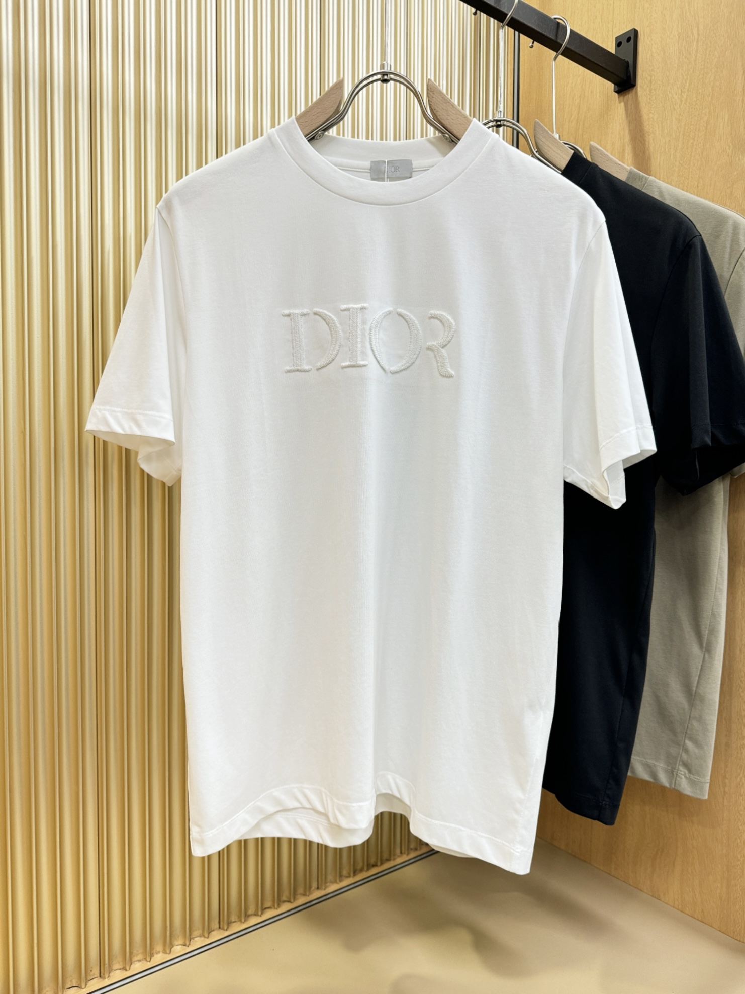  (最大可穿240斤) Dior迪奥 2025春夏新款短袖T恤！走秀图案时尚休闲短袖T恤衫！设计logo