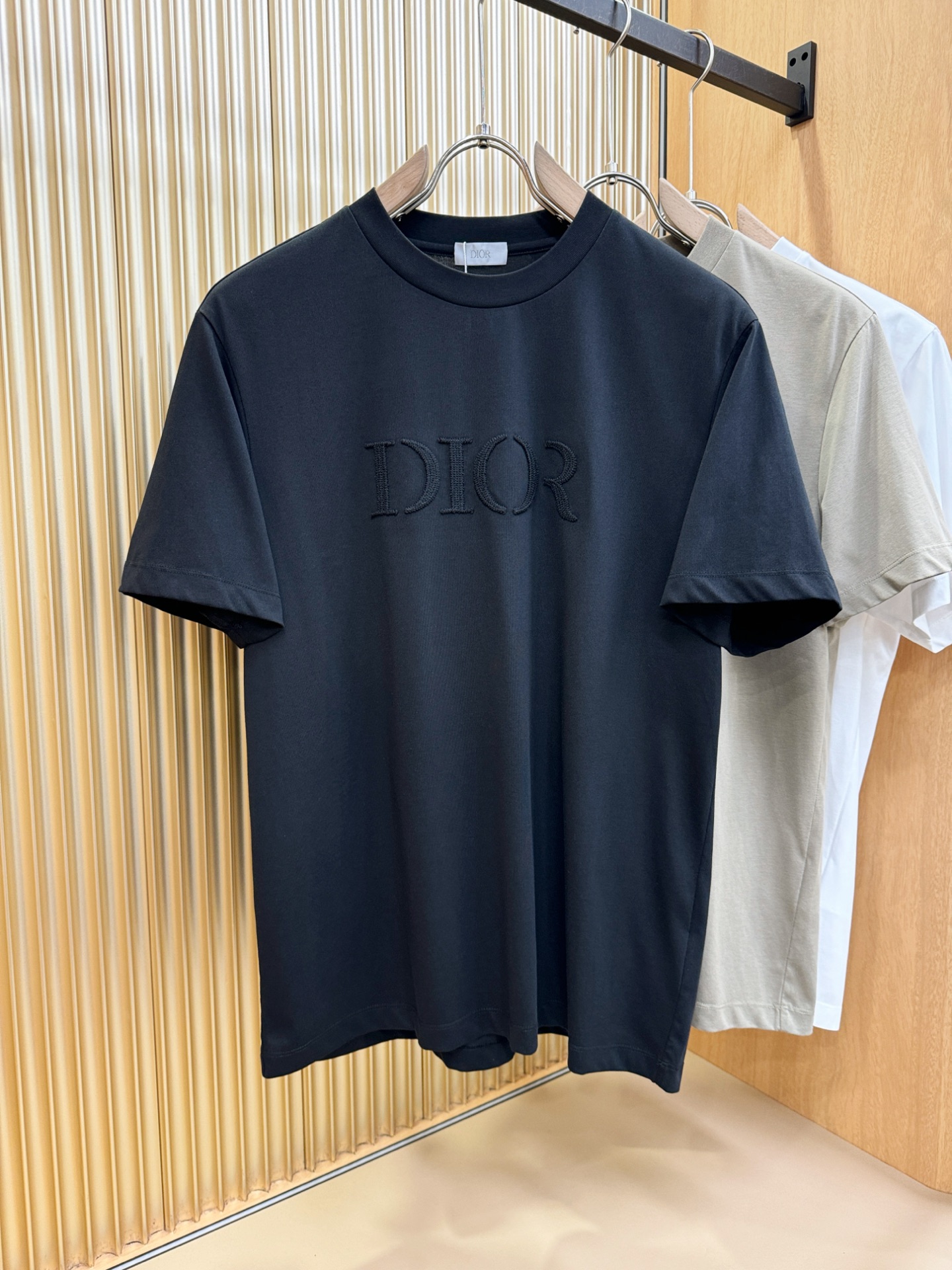  (最大可穿240斤) Dior迪奥 2025春夏新款短袖T恤！走秀图案时尚休闲短袖T恤衫！设计logo