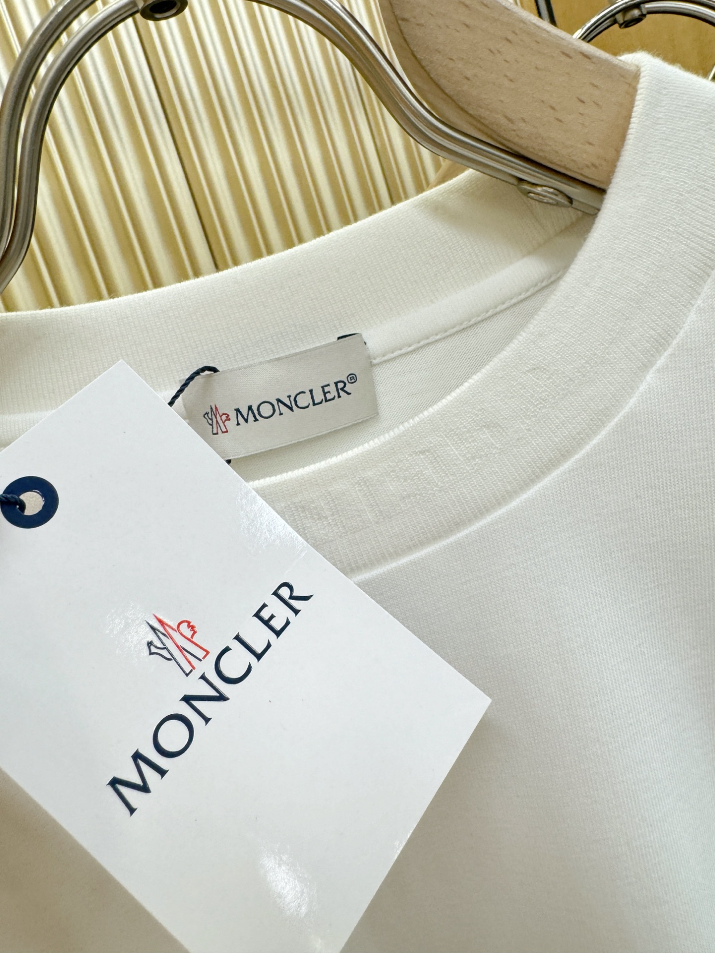  (最大可穿240斤) Moncler蒙口 2025春夏新款短袖T恤！走秀图案时尚休闲短袖T恤衫！设计l