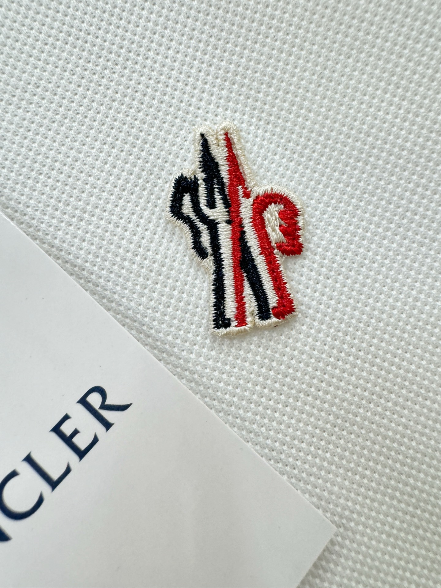  Moncler蒙口 2025官方春夏新款 专柜同步上市 男士翻领短袖POLO衫，高端主线系列，进口珠地