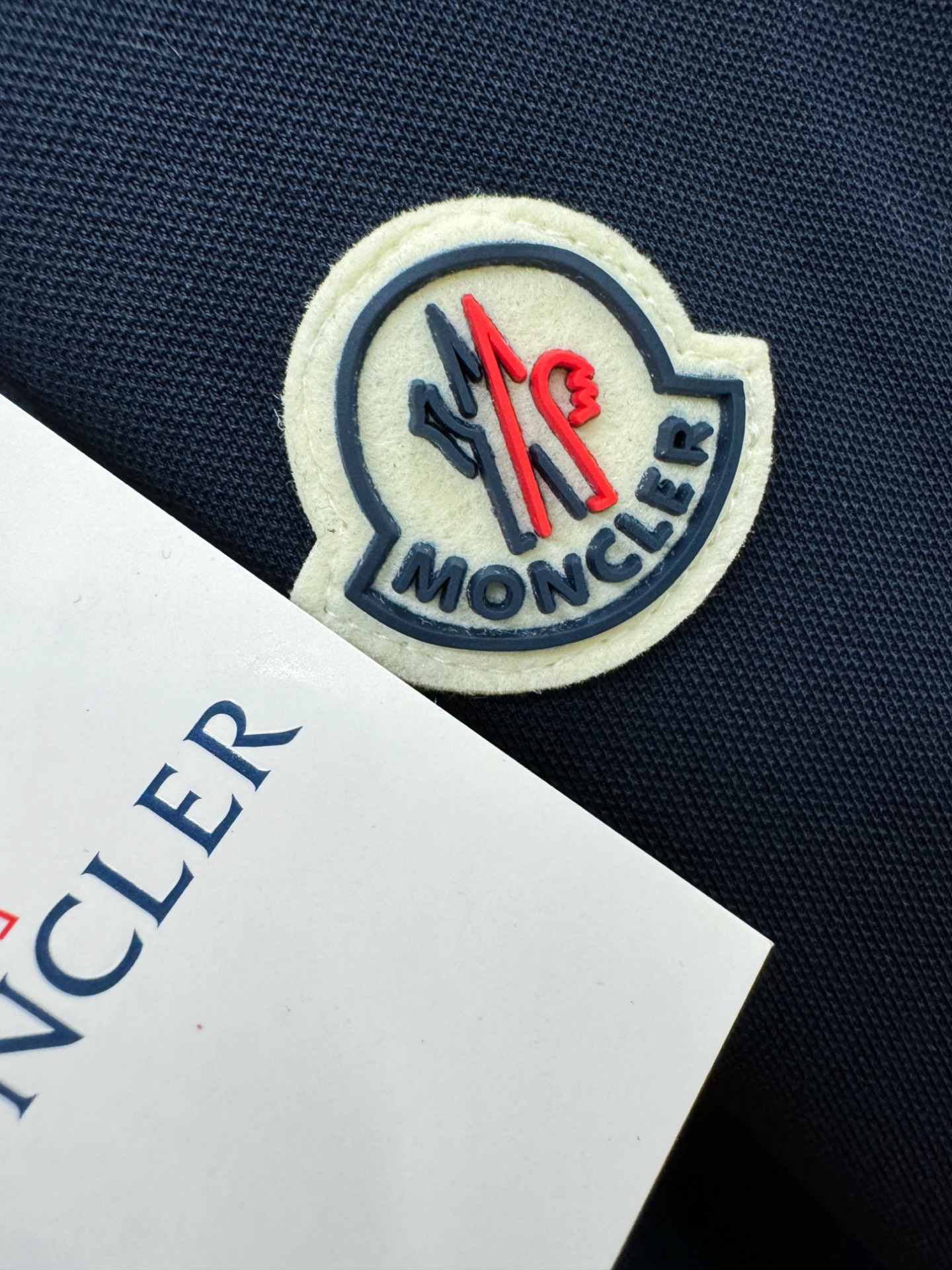  Moncler蒙口 2025官方春夏新款 专柜同步上市 男士翻领短袖POLO衫，高端主线系列，进口珠地