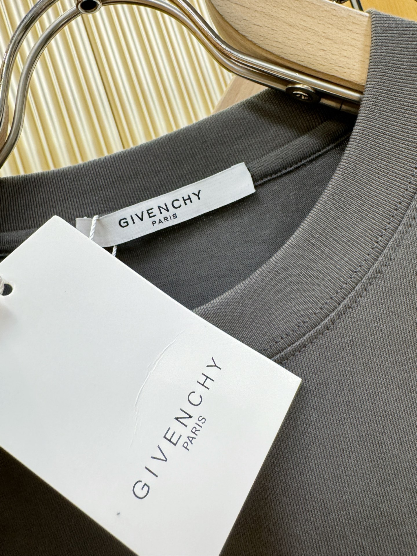 (最大可穿240斤) Givenchy 纪梵希 2025春夏新款短袖T恤！走秀图案时尚休闲短袖T恤衫！设