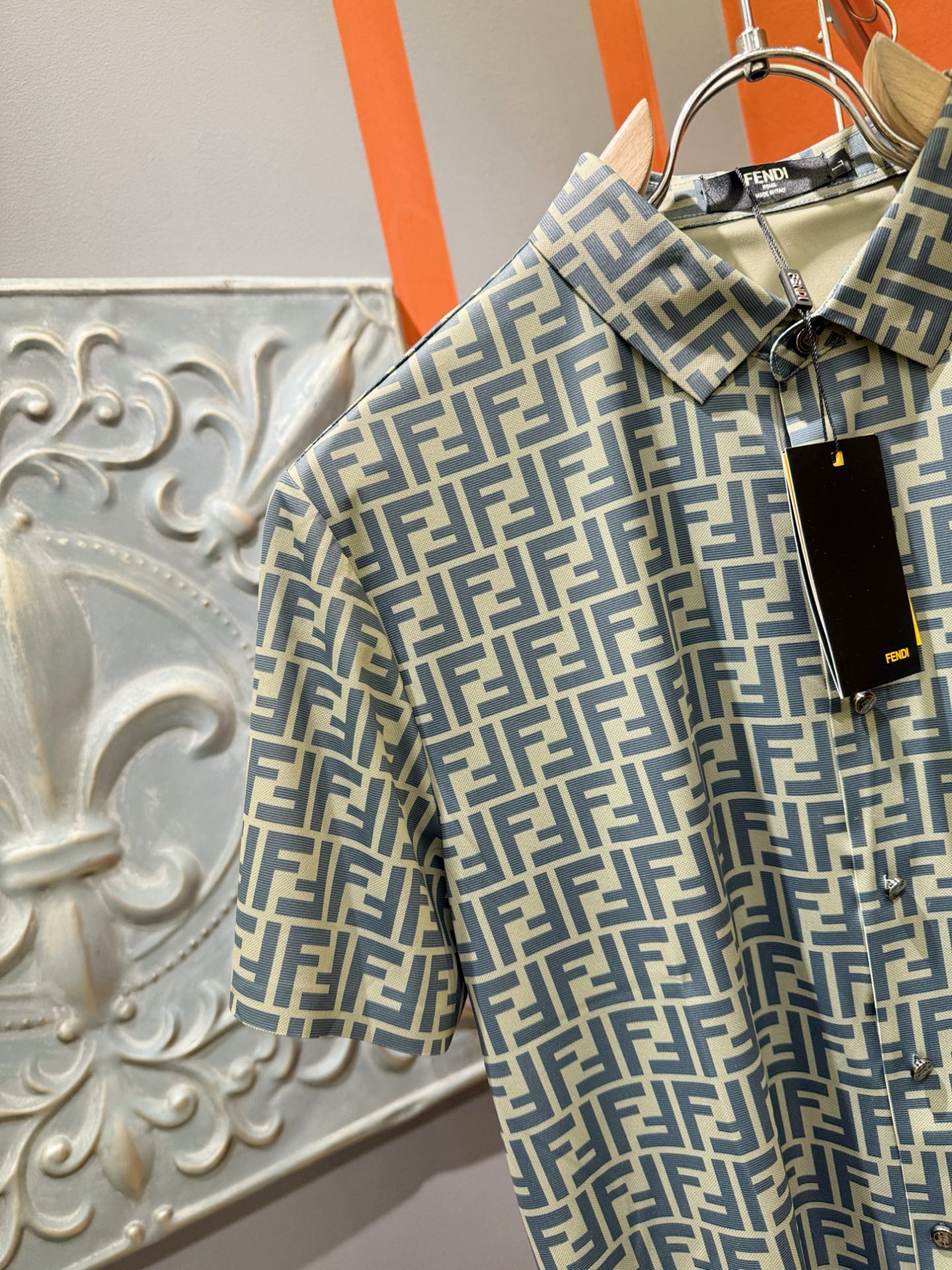 FENDI 2025 Ice-Filament Shirts: Unique Design, Online Sales Leader! - 图片 6